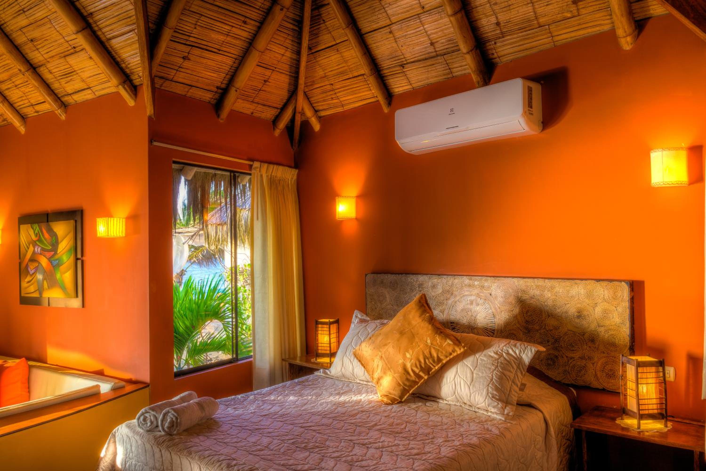 Deluxe Suite with Sea View