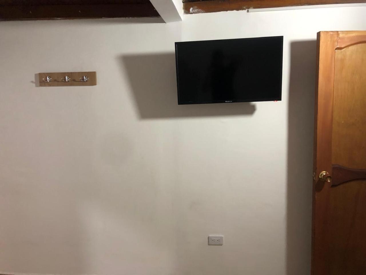 Family Room photo 3