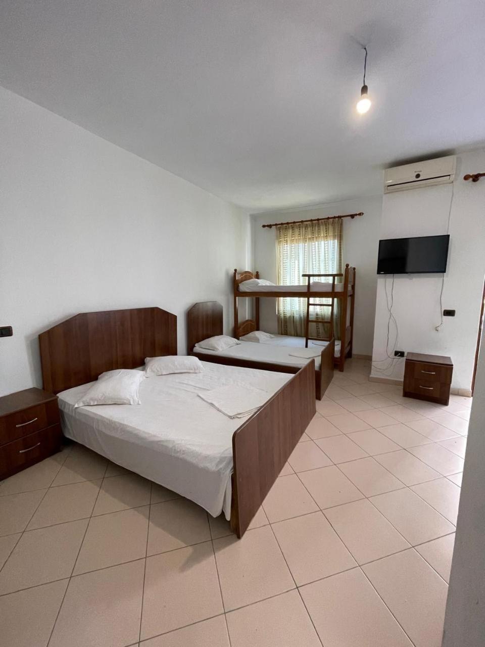 Quadruple Room With Private Bathroom