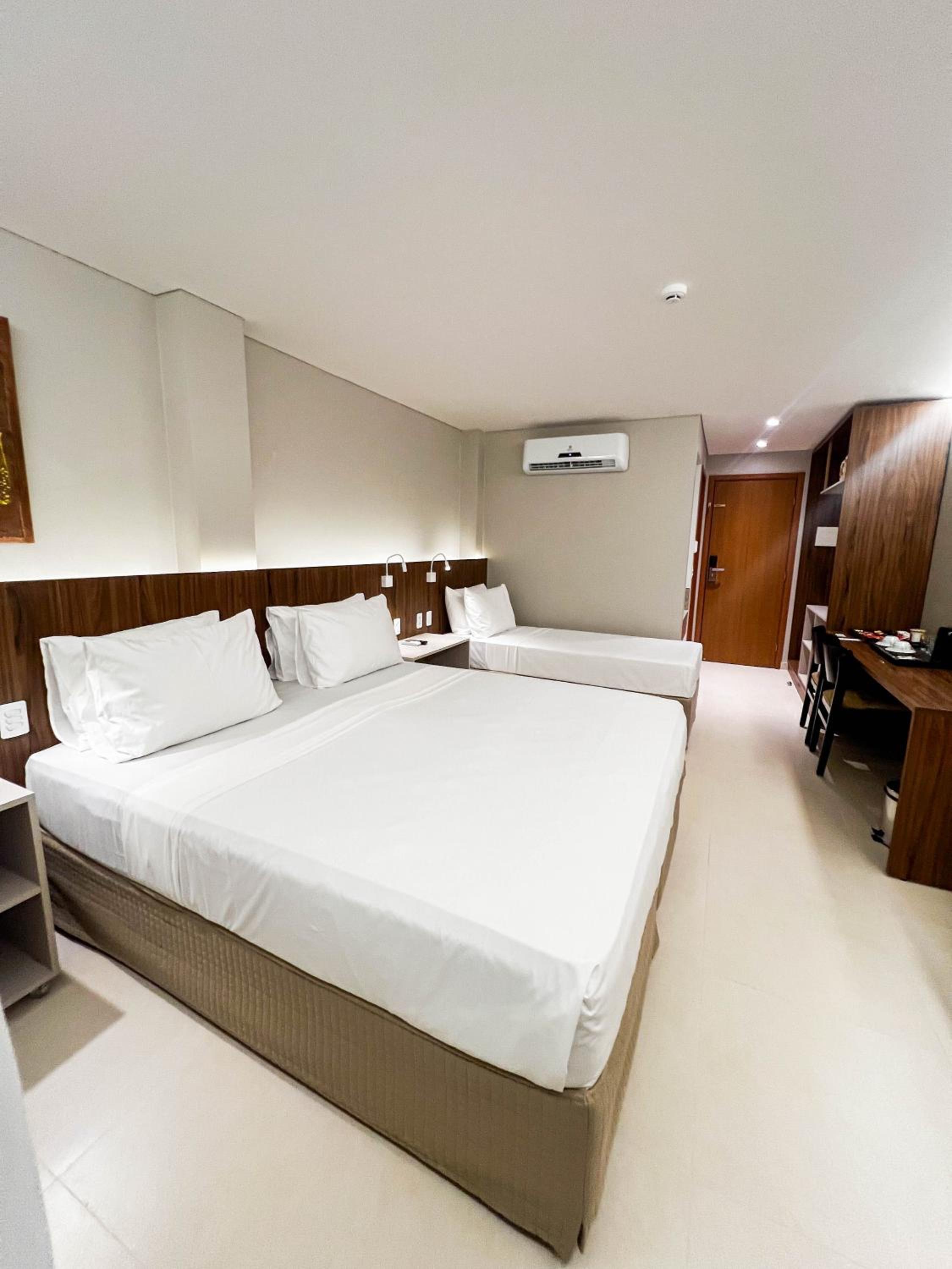 Deluxe Triple Room photo 1