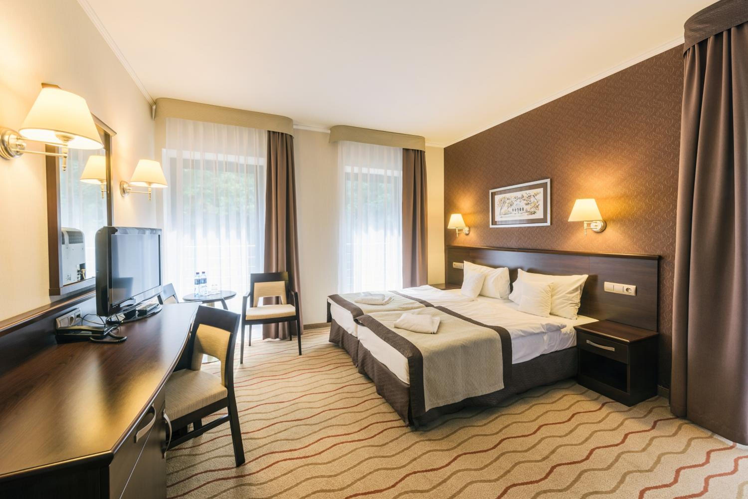 Double or Twin Room - Photo 1