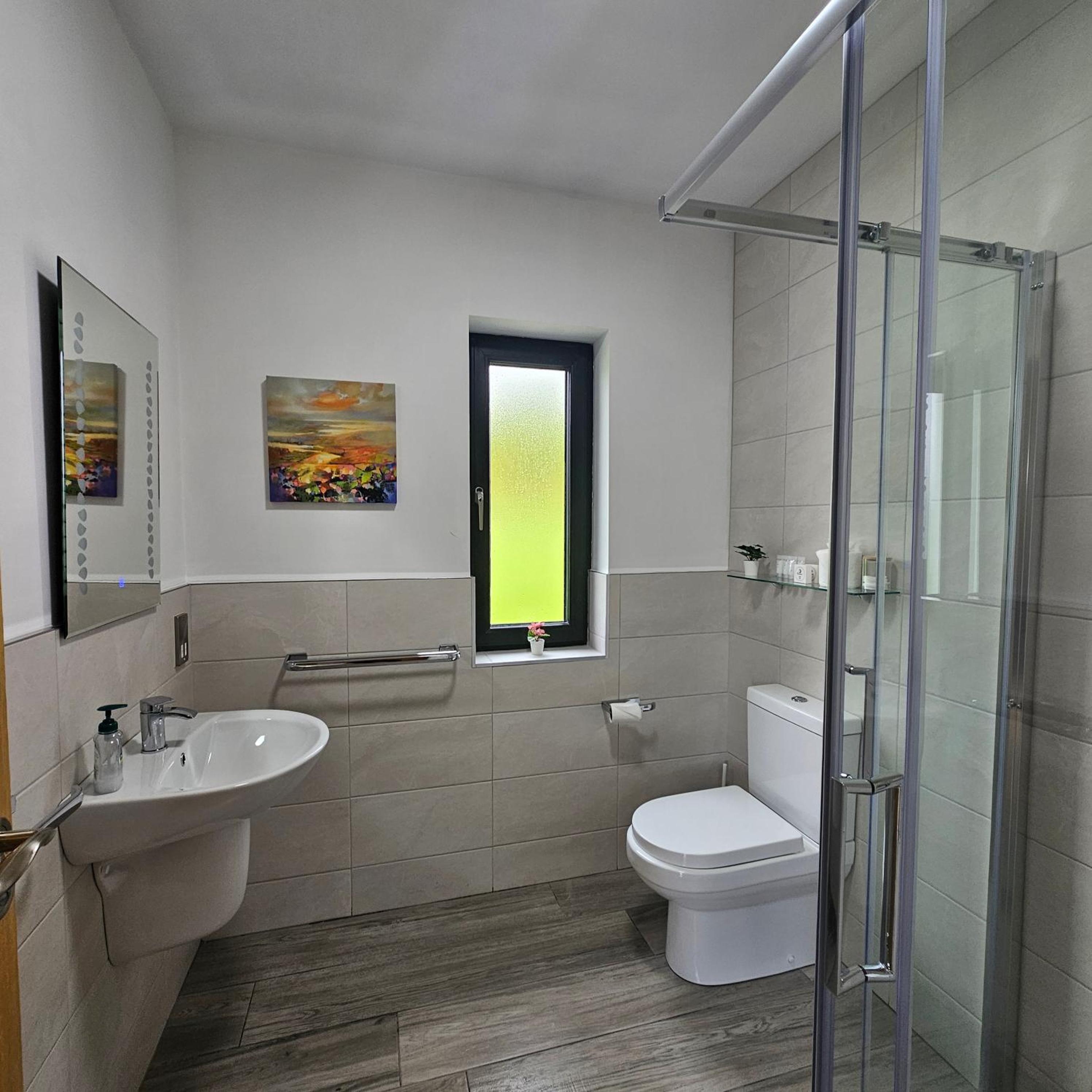 Double or Twin Room with Garden View - Photo 9