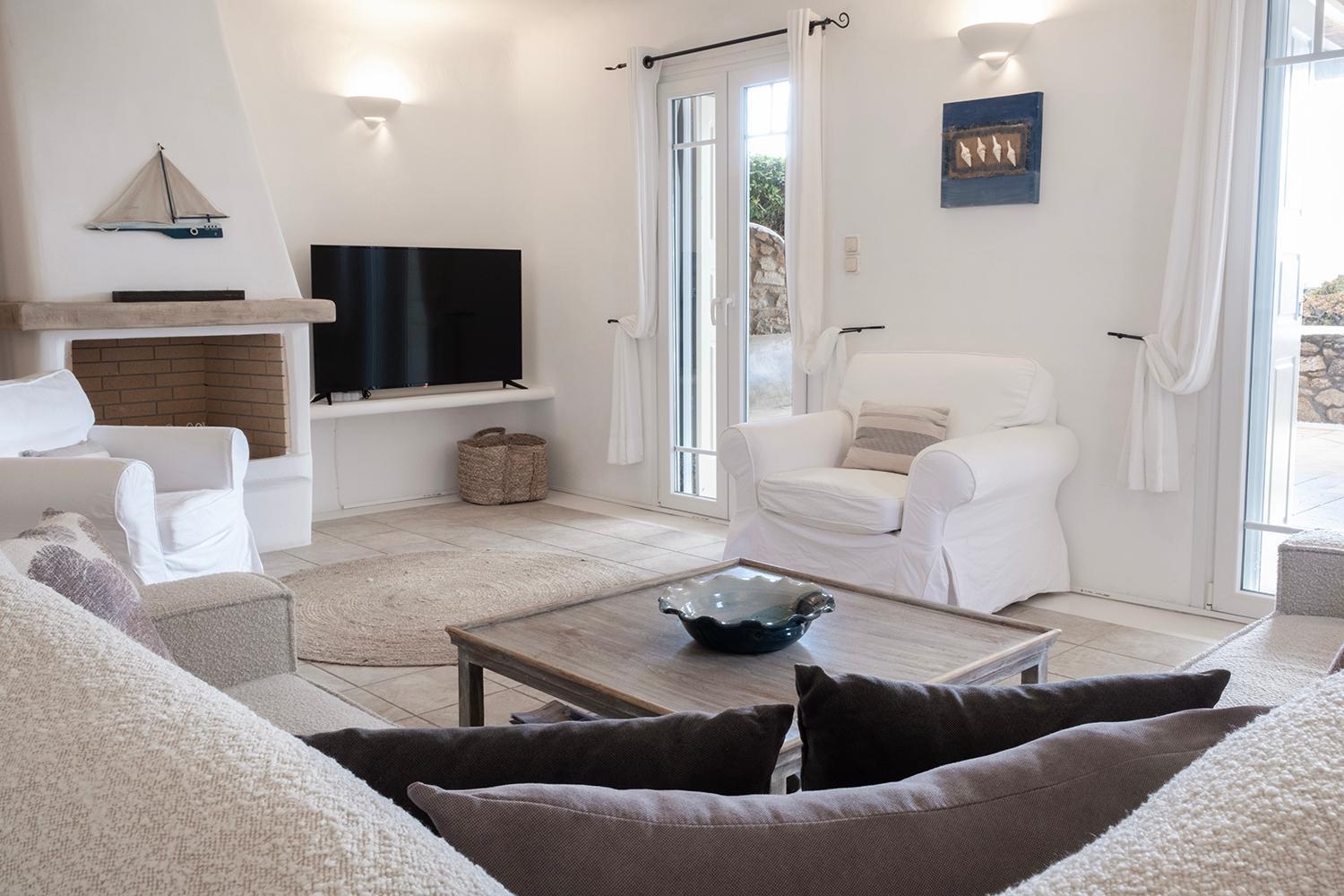 Villa photo 1
