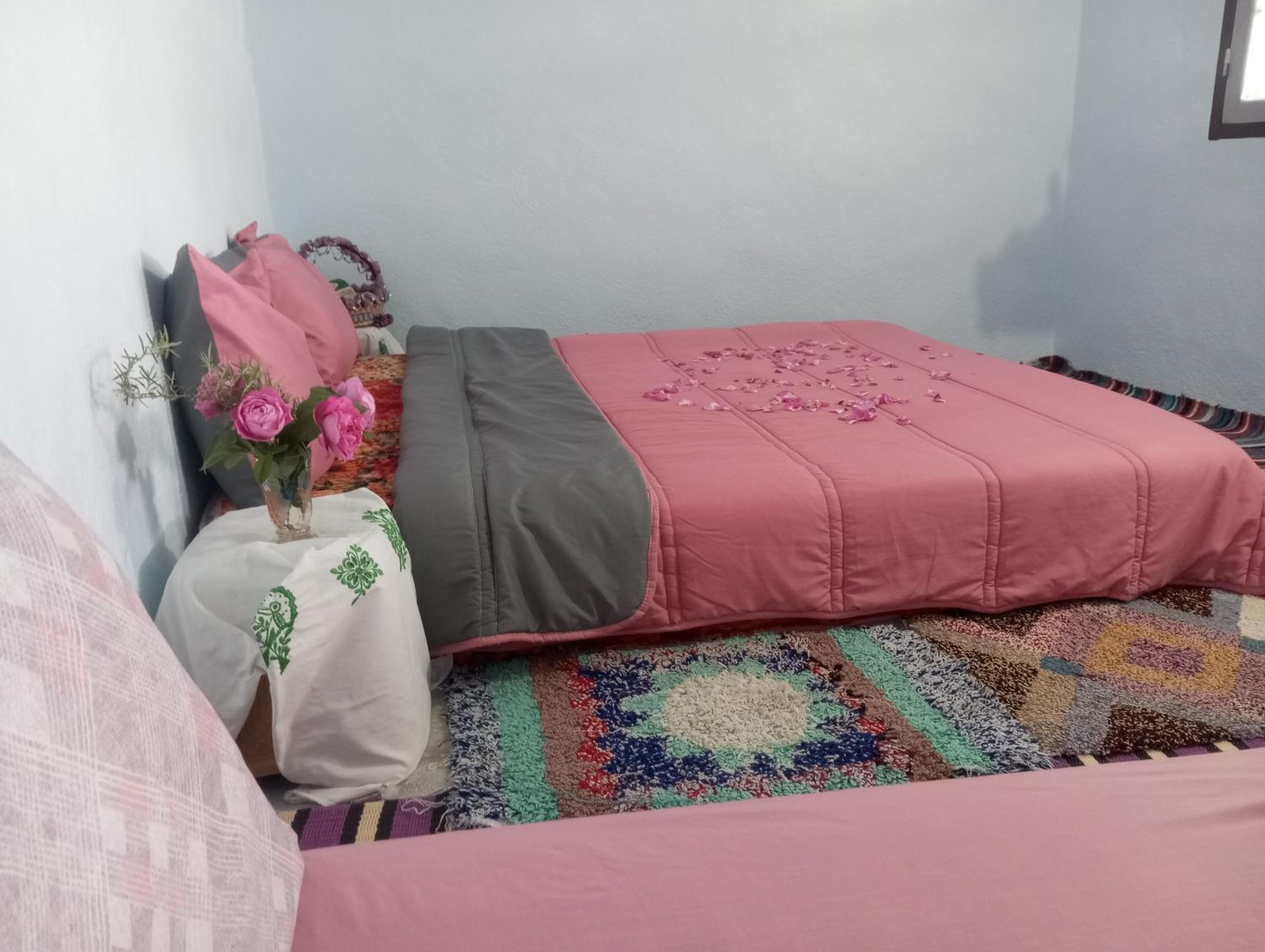 Triple Room with Shared Bathroom photo 2