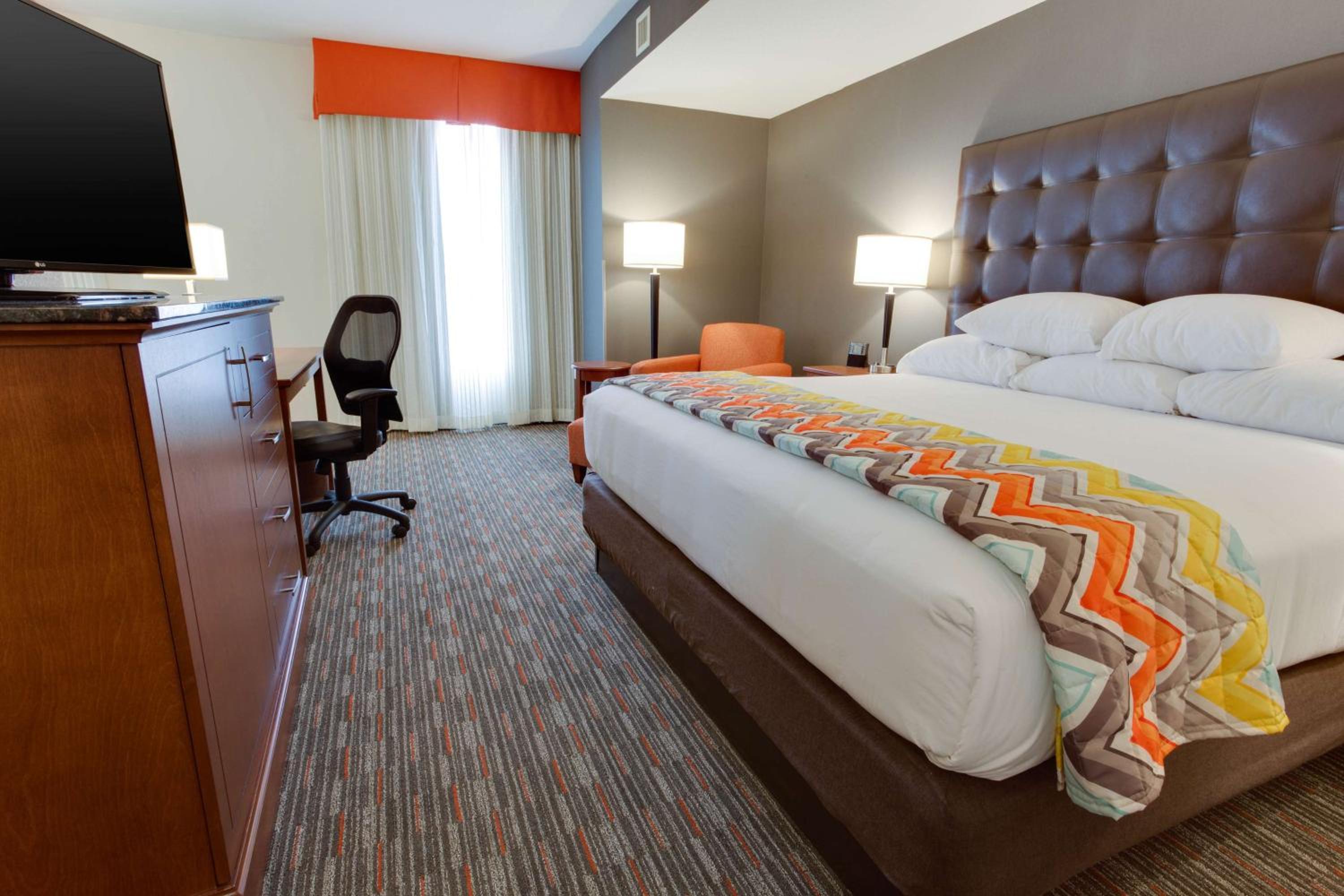 Deluxe King Room - High Floor
