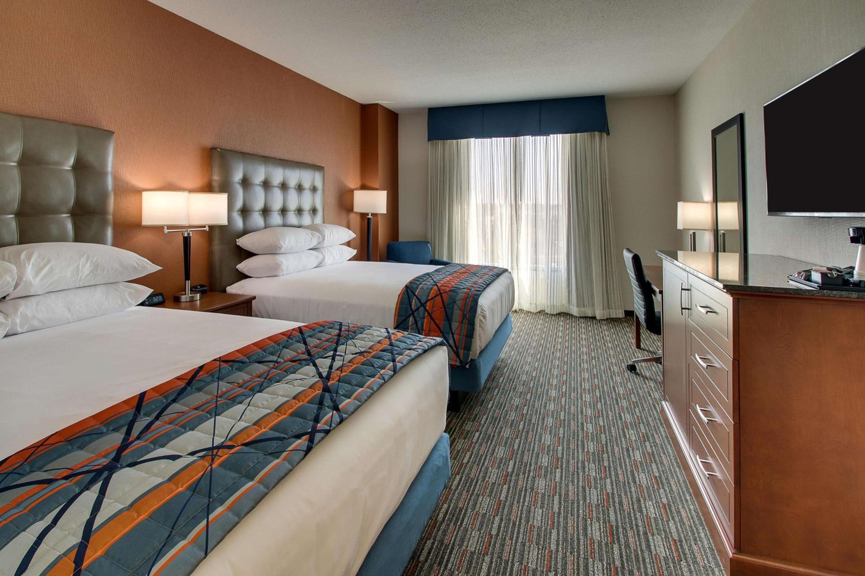 Superior Queen Room with Two Queen Beds - Accessible, Tub