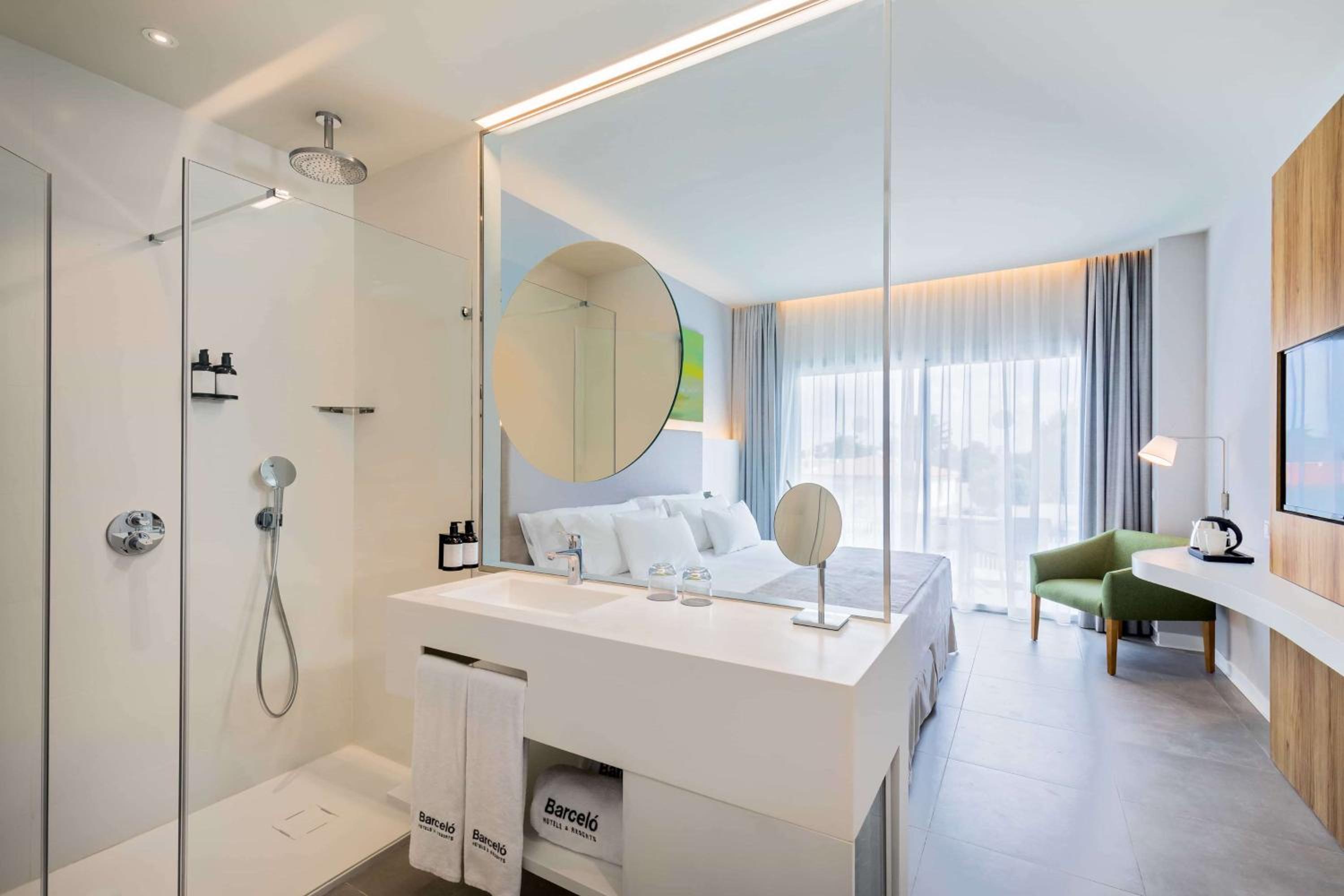 Double Or Twin Room - Photo 9