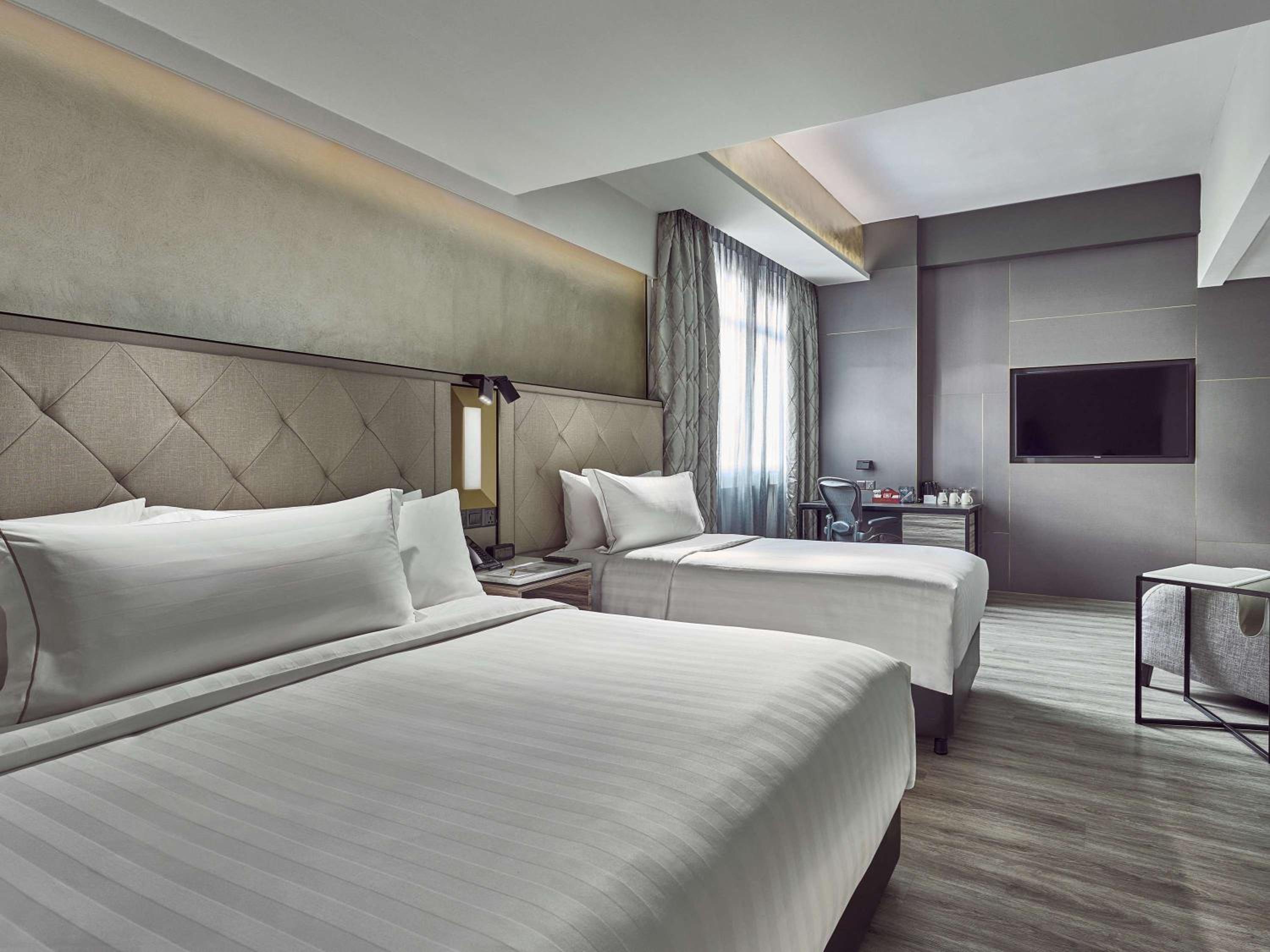 Deluxe Triple Room, 1 King Bed and 1 Single Bed