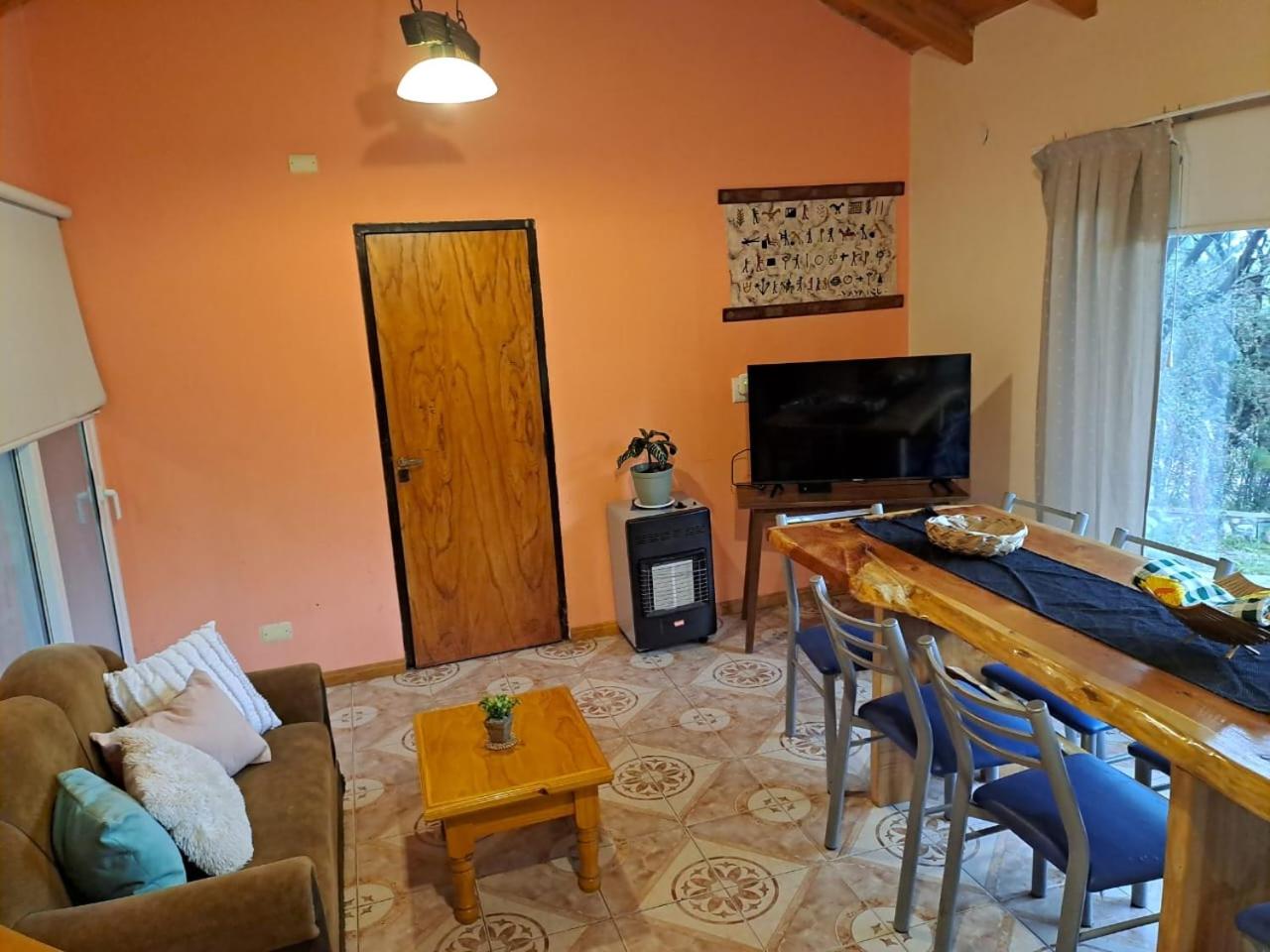 Two-Bedroom House photo 3