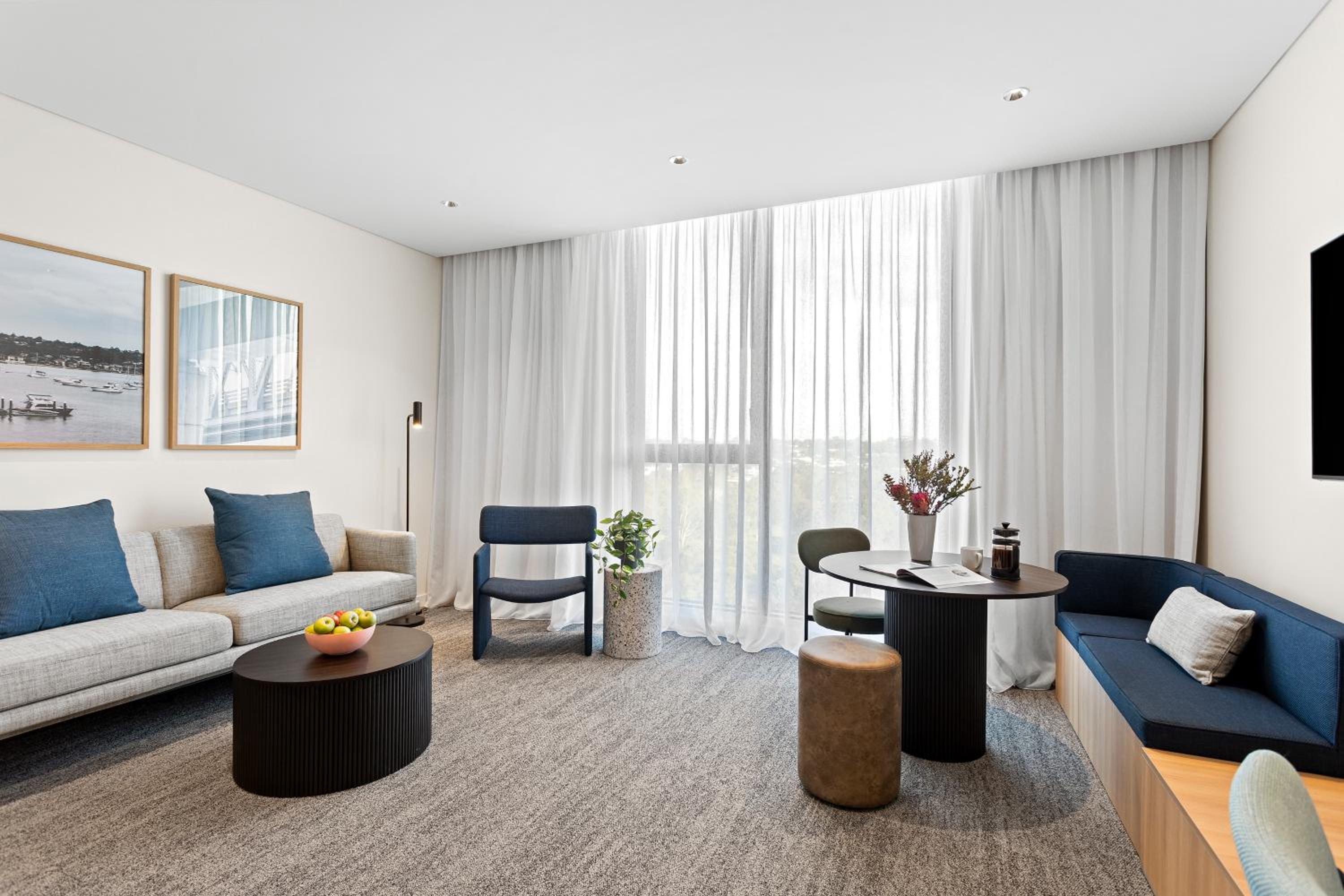 One-Bedroom Apartment with Bay View