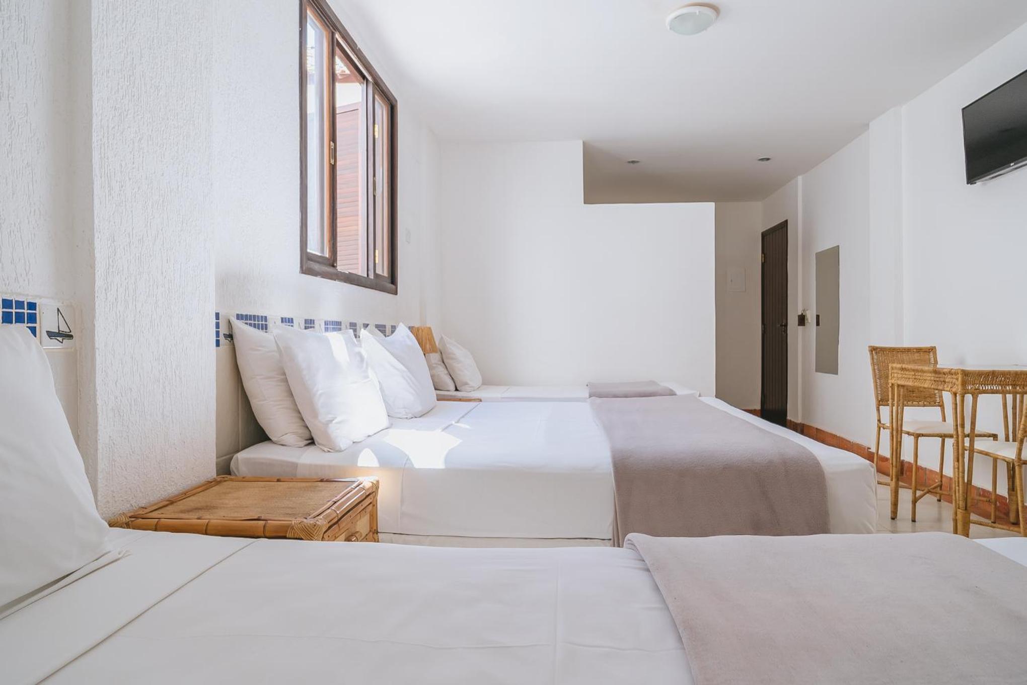 Superior Quadruple Room - Photo 3
