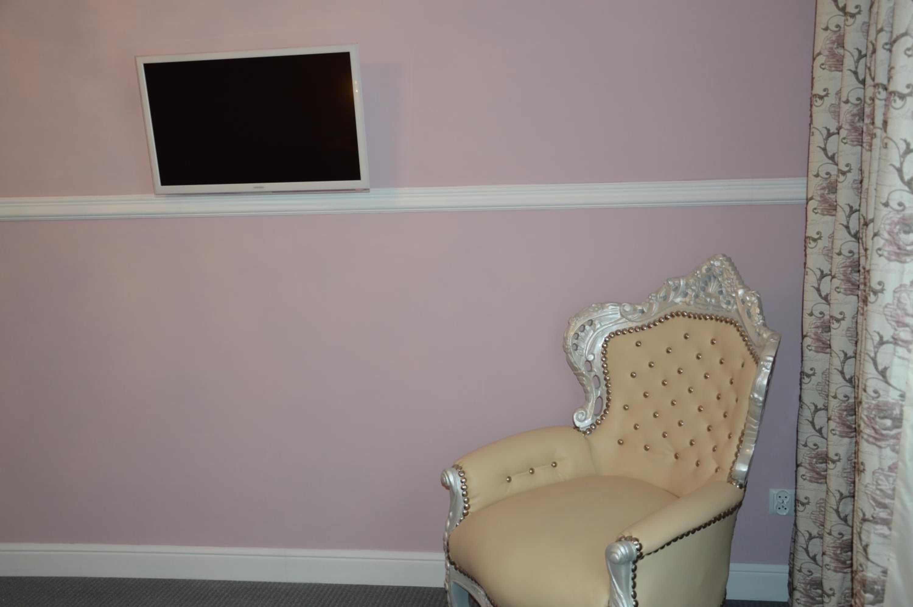Large Double Room photo 1