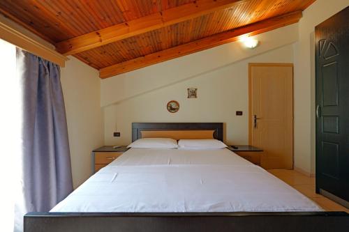 Budget Double Room photo 1