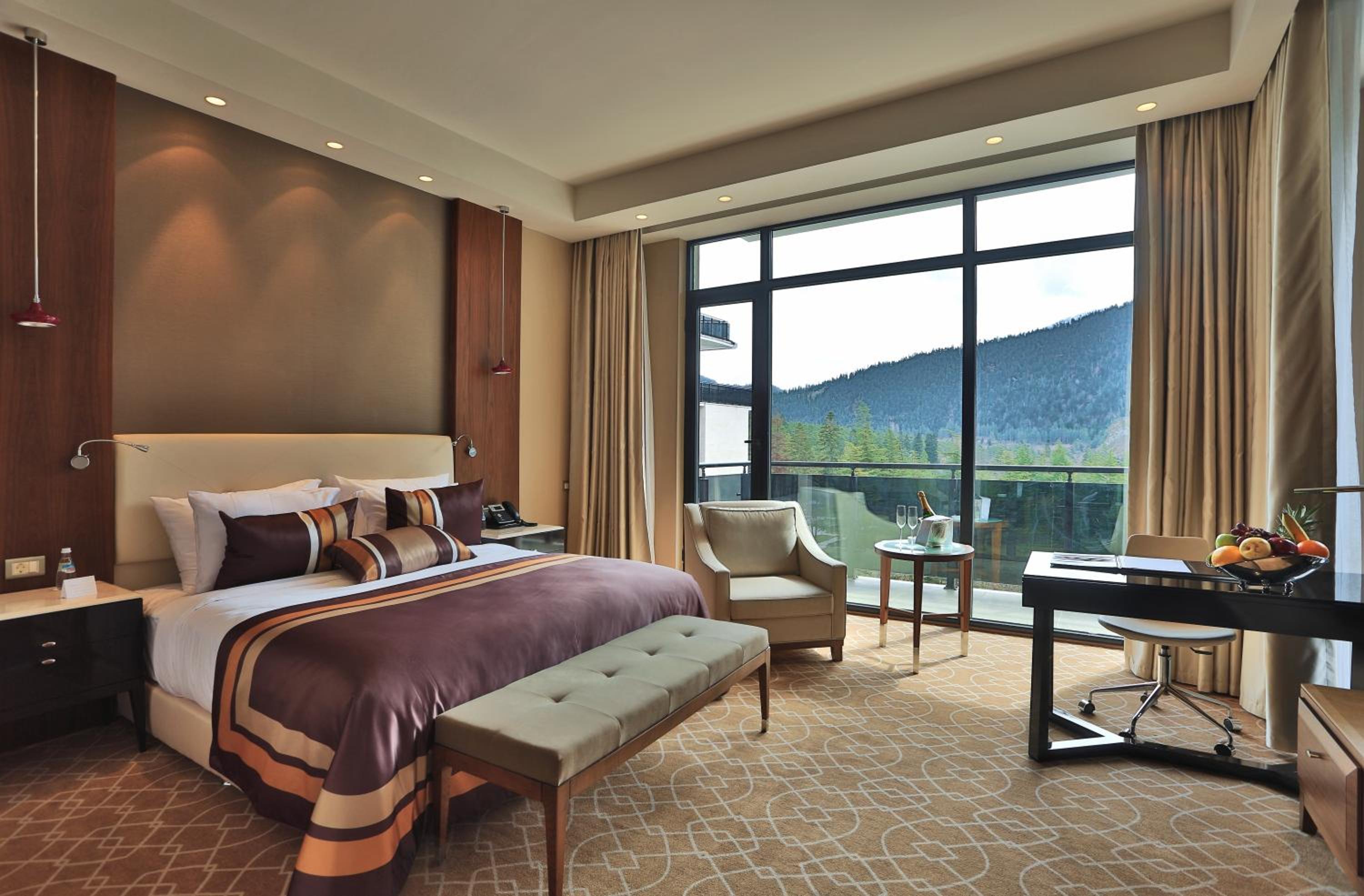Deluxe King Room