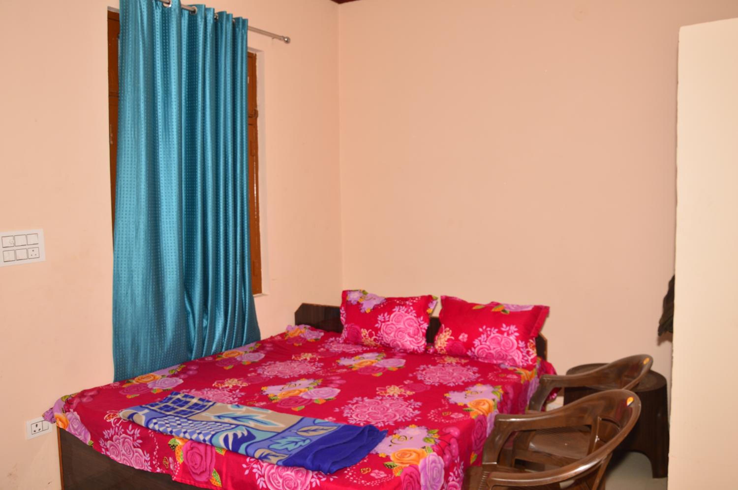 Family Room with Balcony photo 1