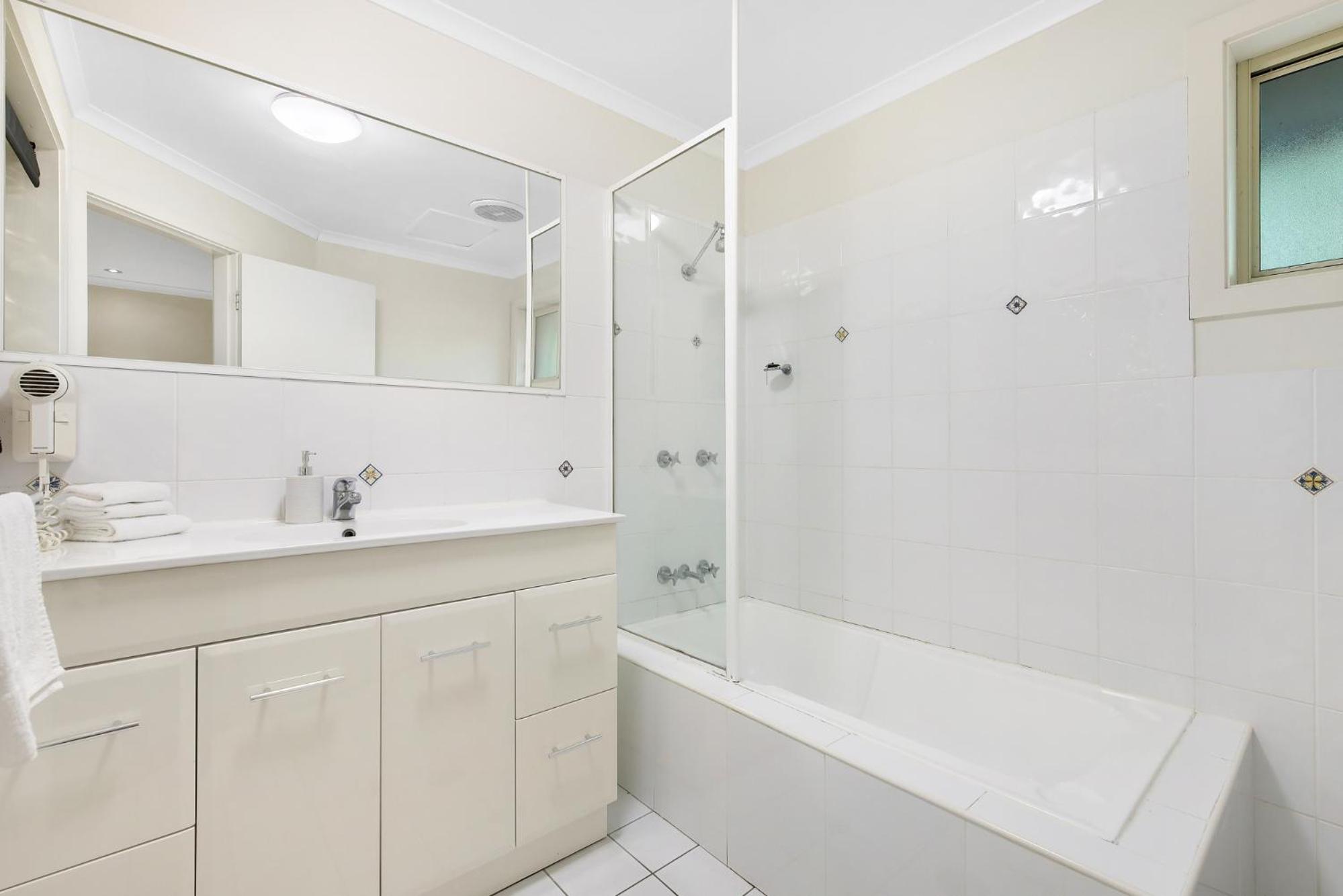 Studio Apartment photo 2