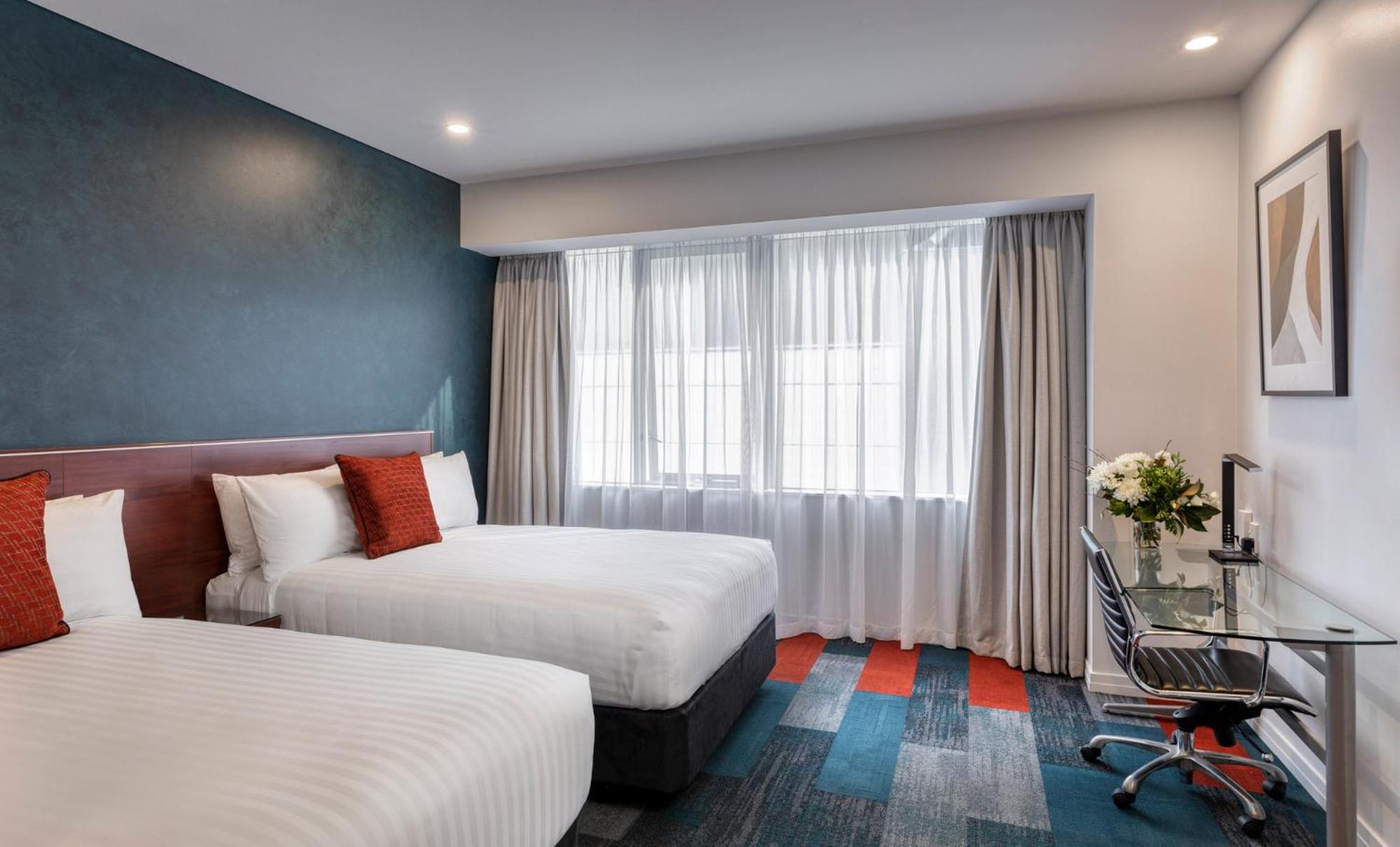 Superior Room with Two Double Beds - Photo 4