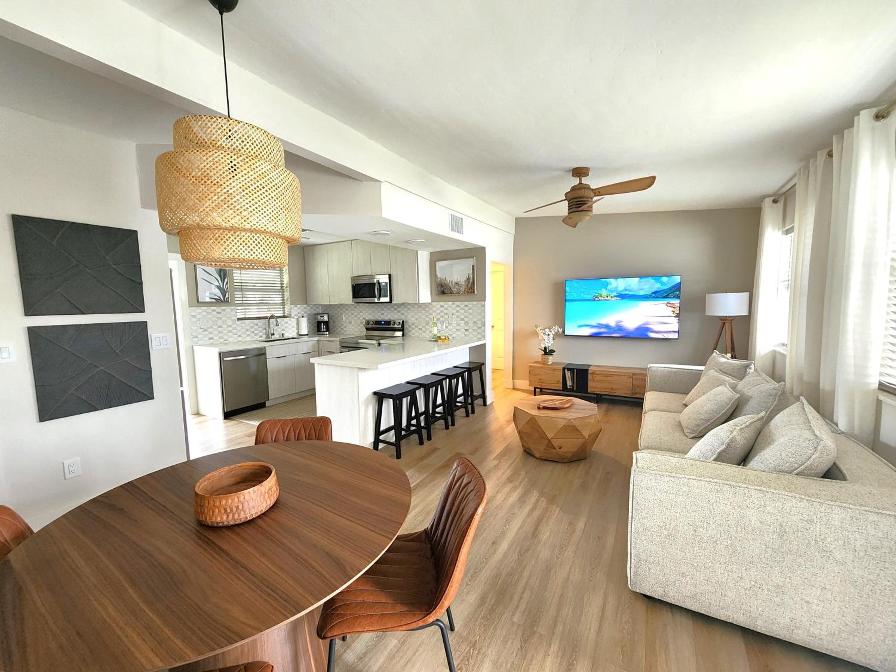 Three-Bedroom House - Photo 1