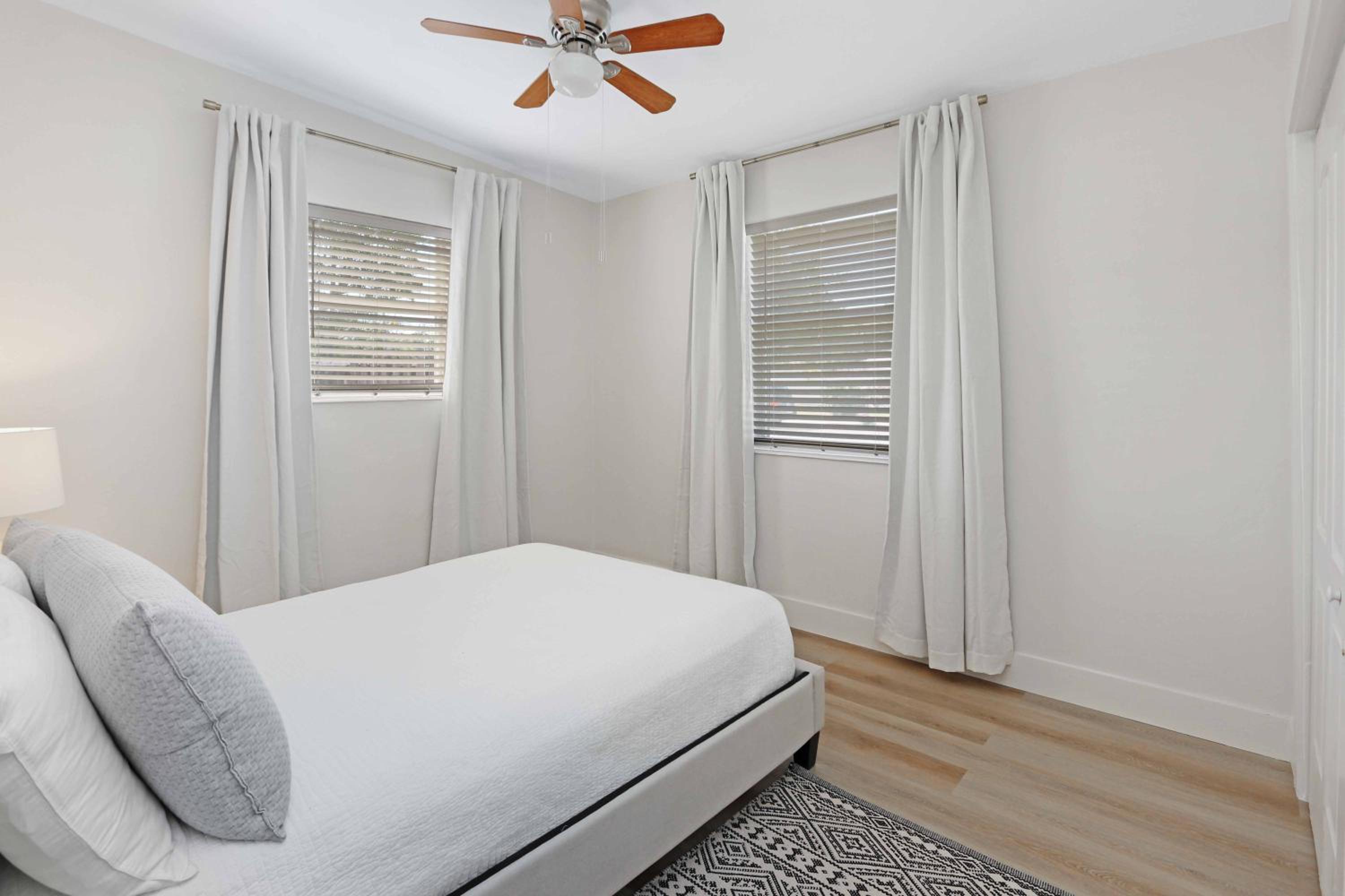 Three-Bedroom House - Photo 19