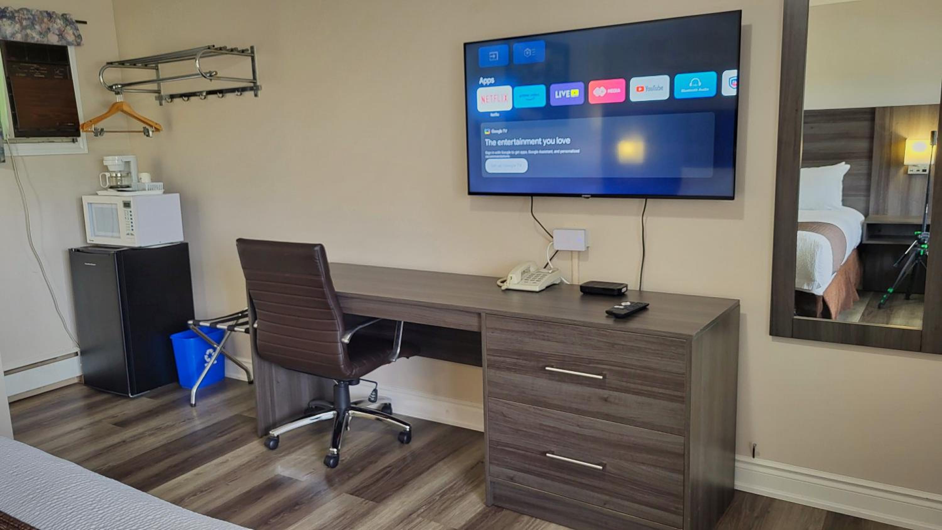 Queen Room
