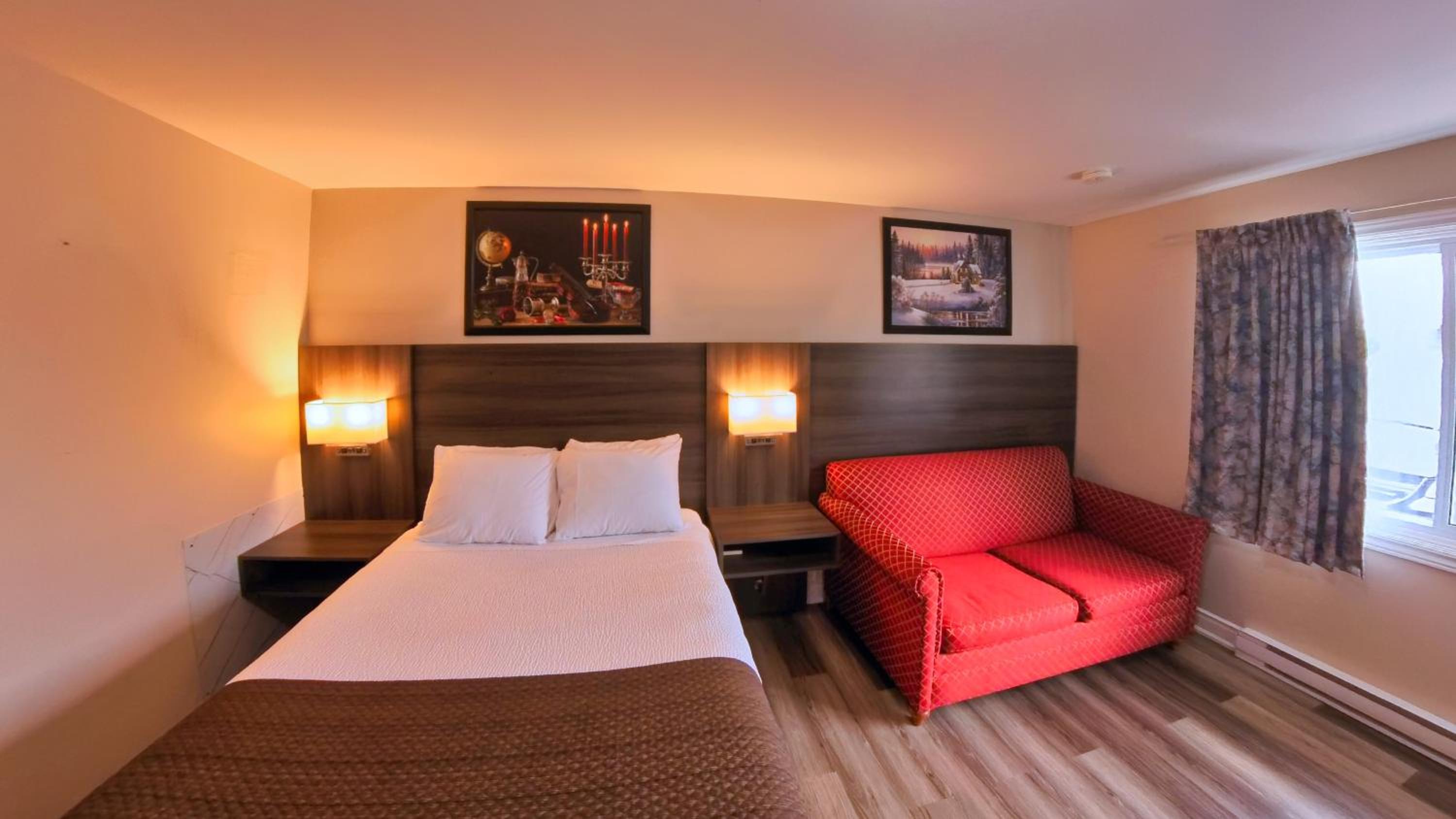 Standard Queen Room photo 3