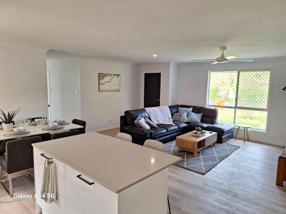 Four-Bedroom House photo 2