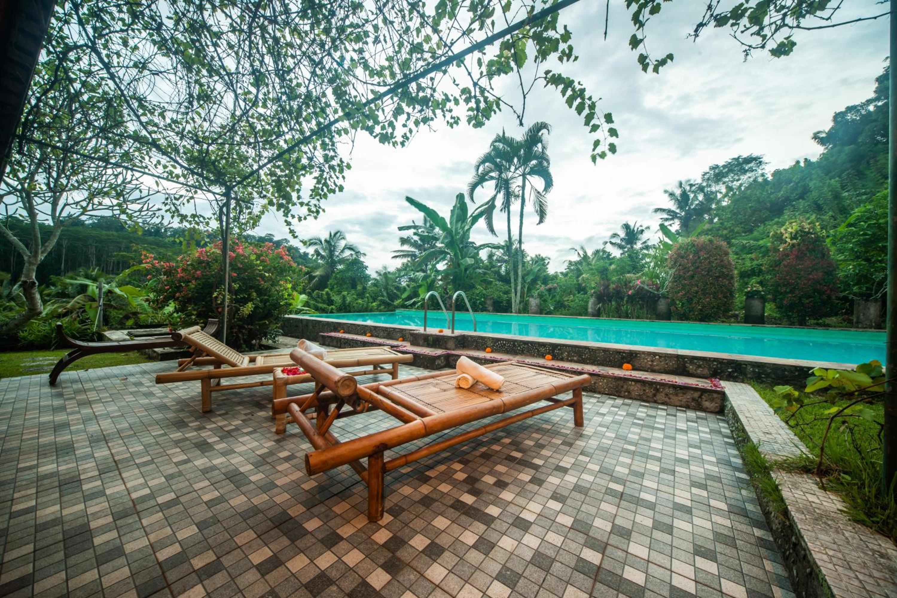 Villa photo 2