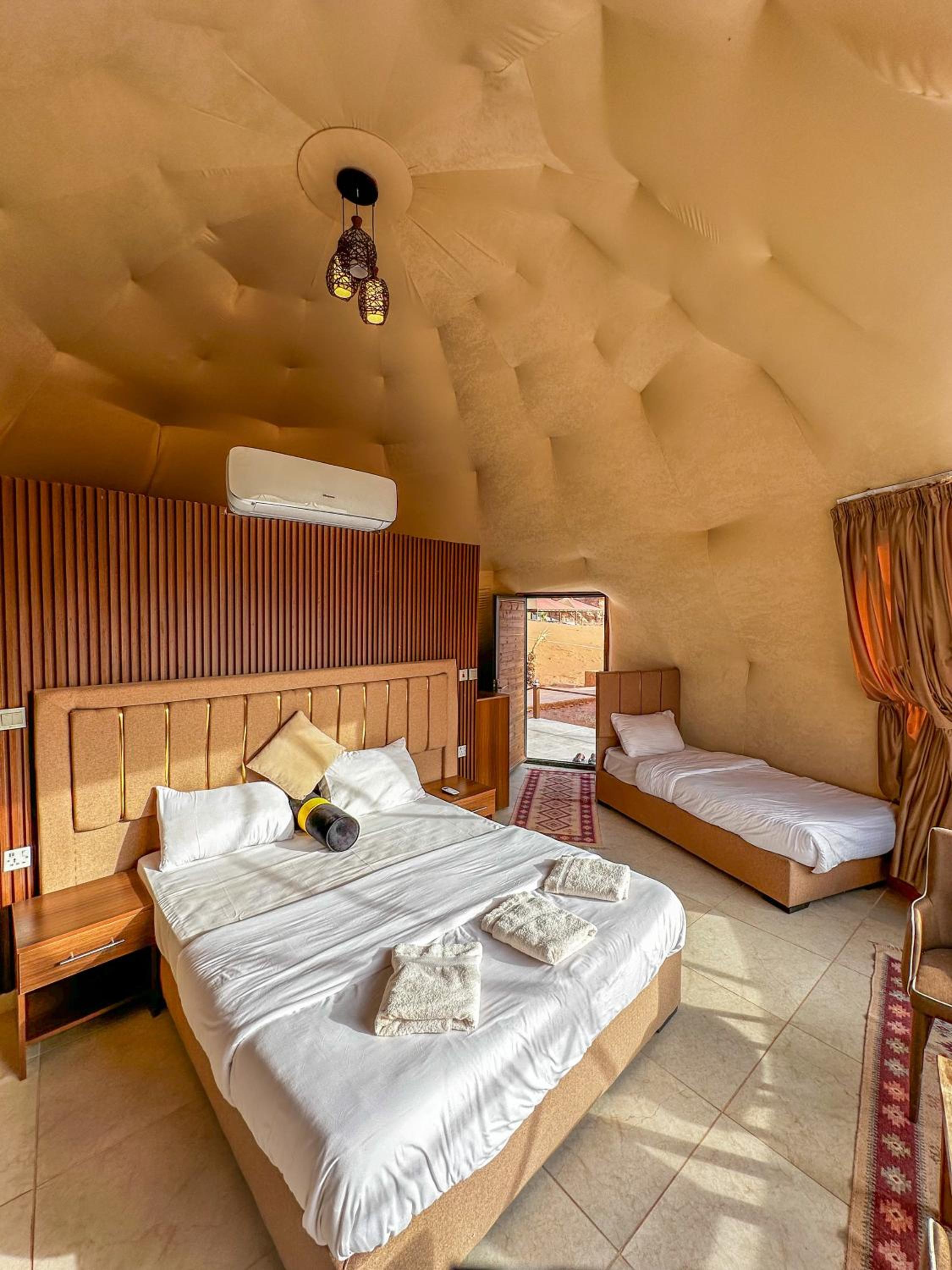 Triple Room With Mountain View
