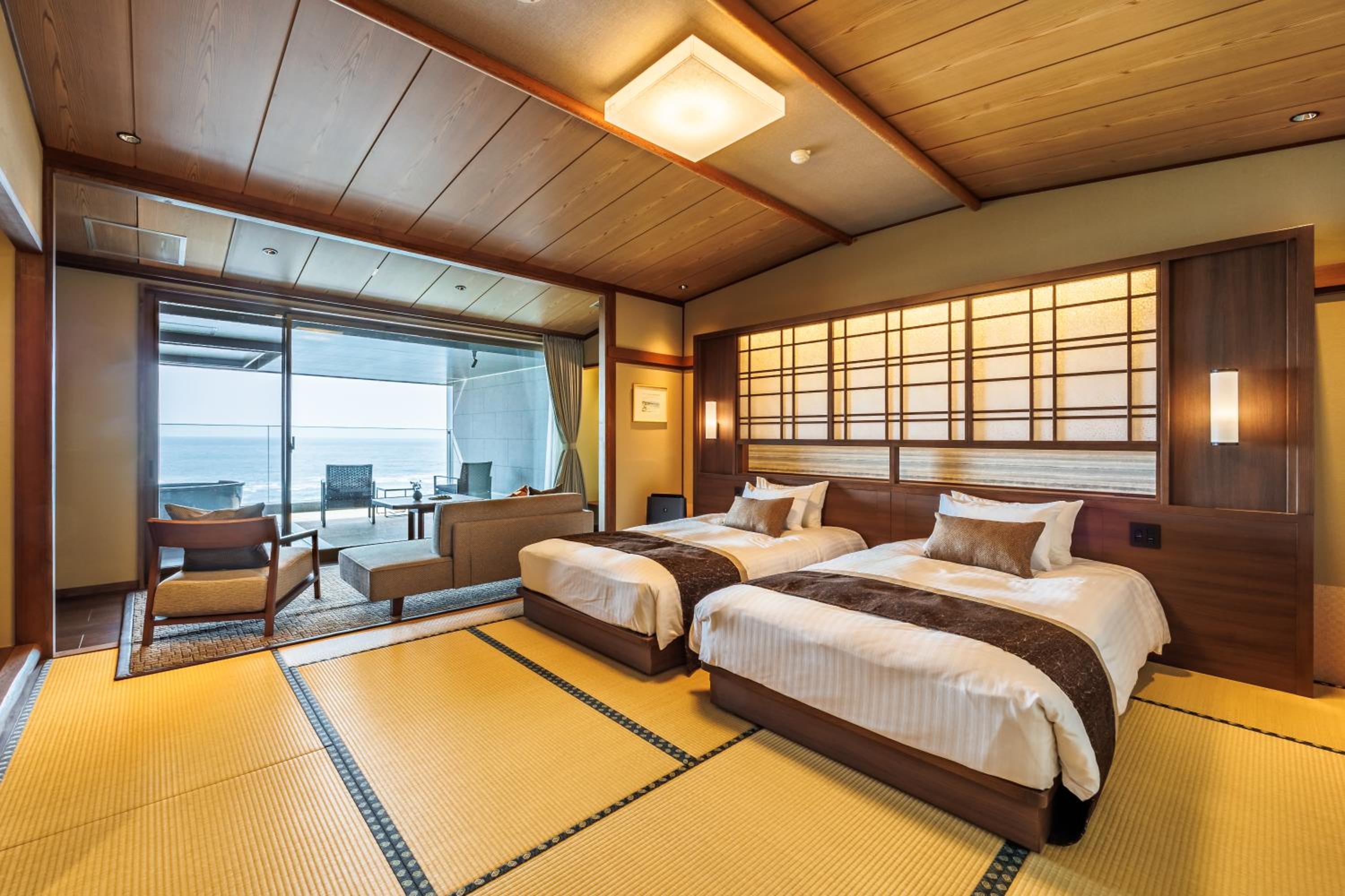 Ocean Terrace with Open-Air Bath (3 adult)