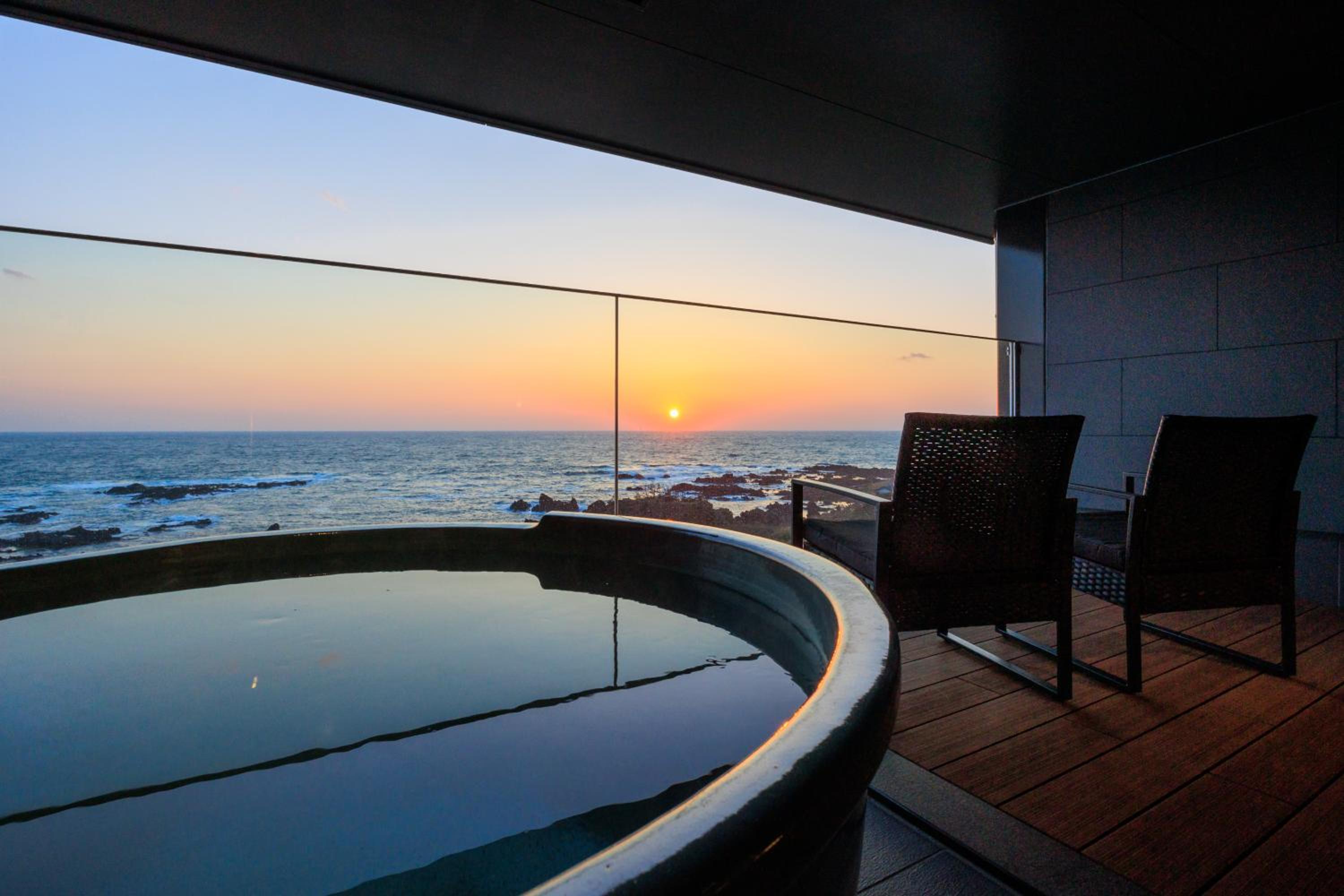 Ocean Terrace with Open-Air Bath (2 adult) photo 3