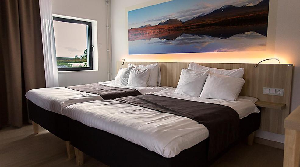 One-Bedroom Suite - Photo 2