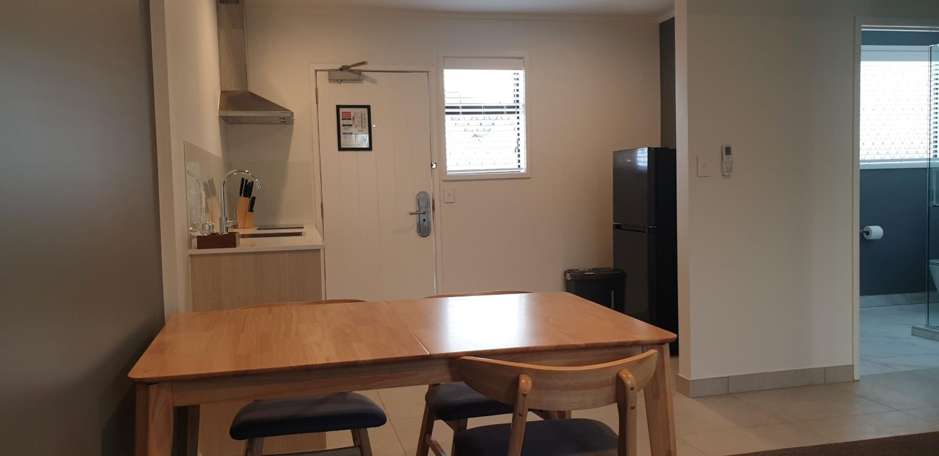 One-Bedroom Apartment - Photo 4