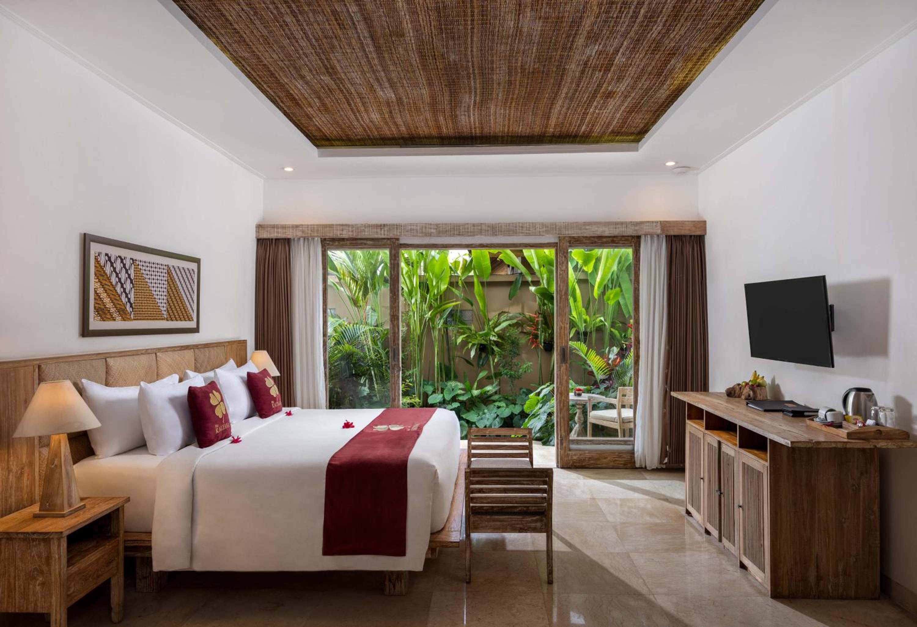 Deluxe Double or Twin Room with Garden View