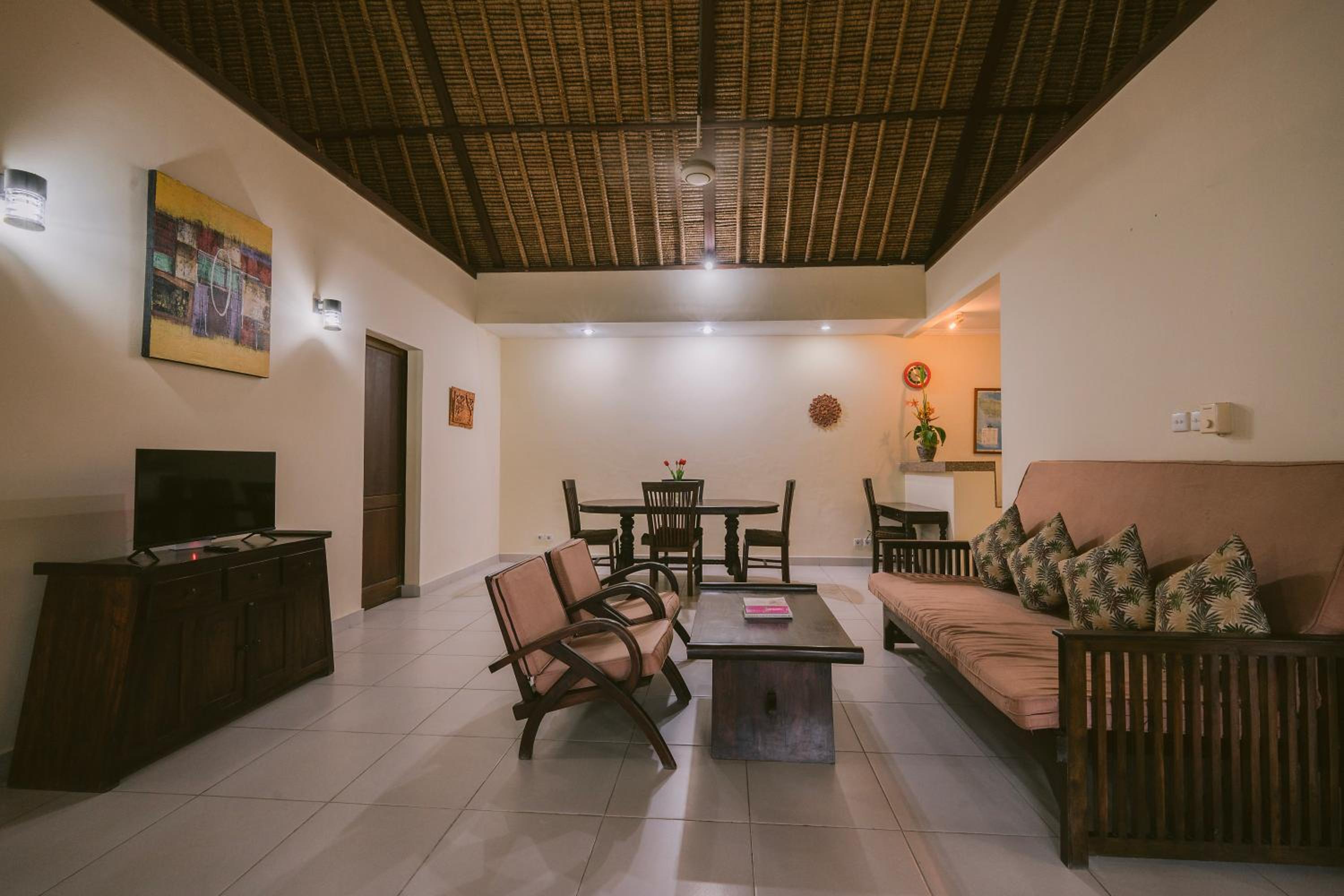 Three Bedroom Villa photo 2