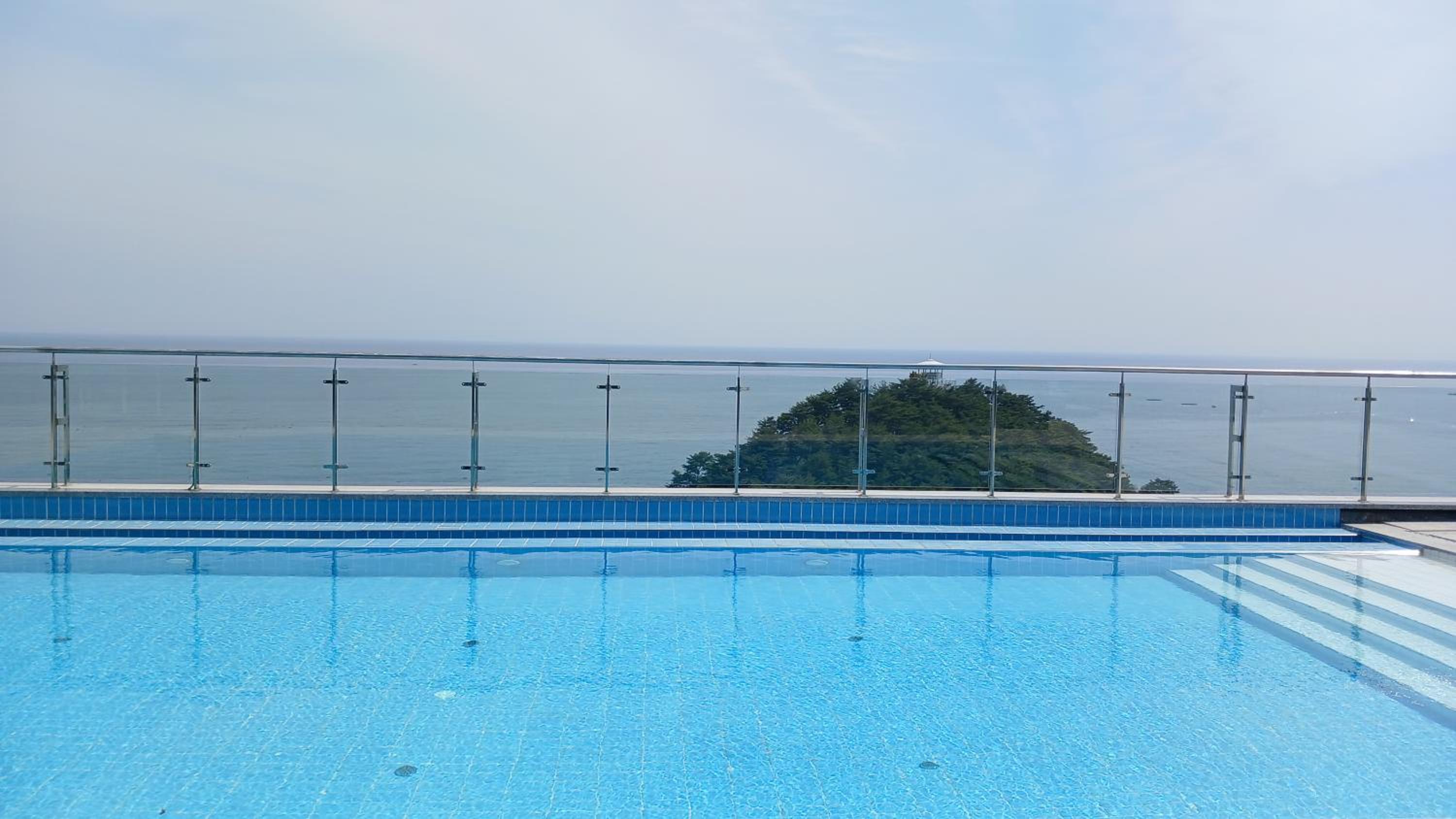 Double Room with Sea View - Photo 11