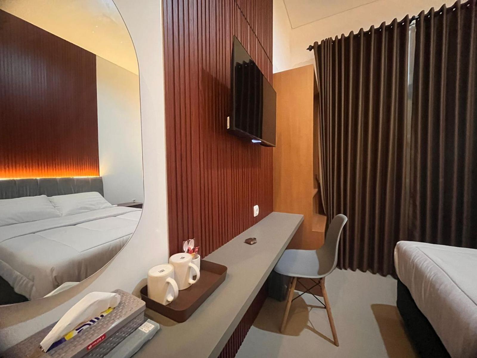 Deluxe Double Room - Photo 10