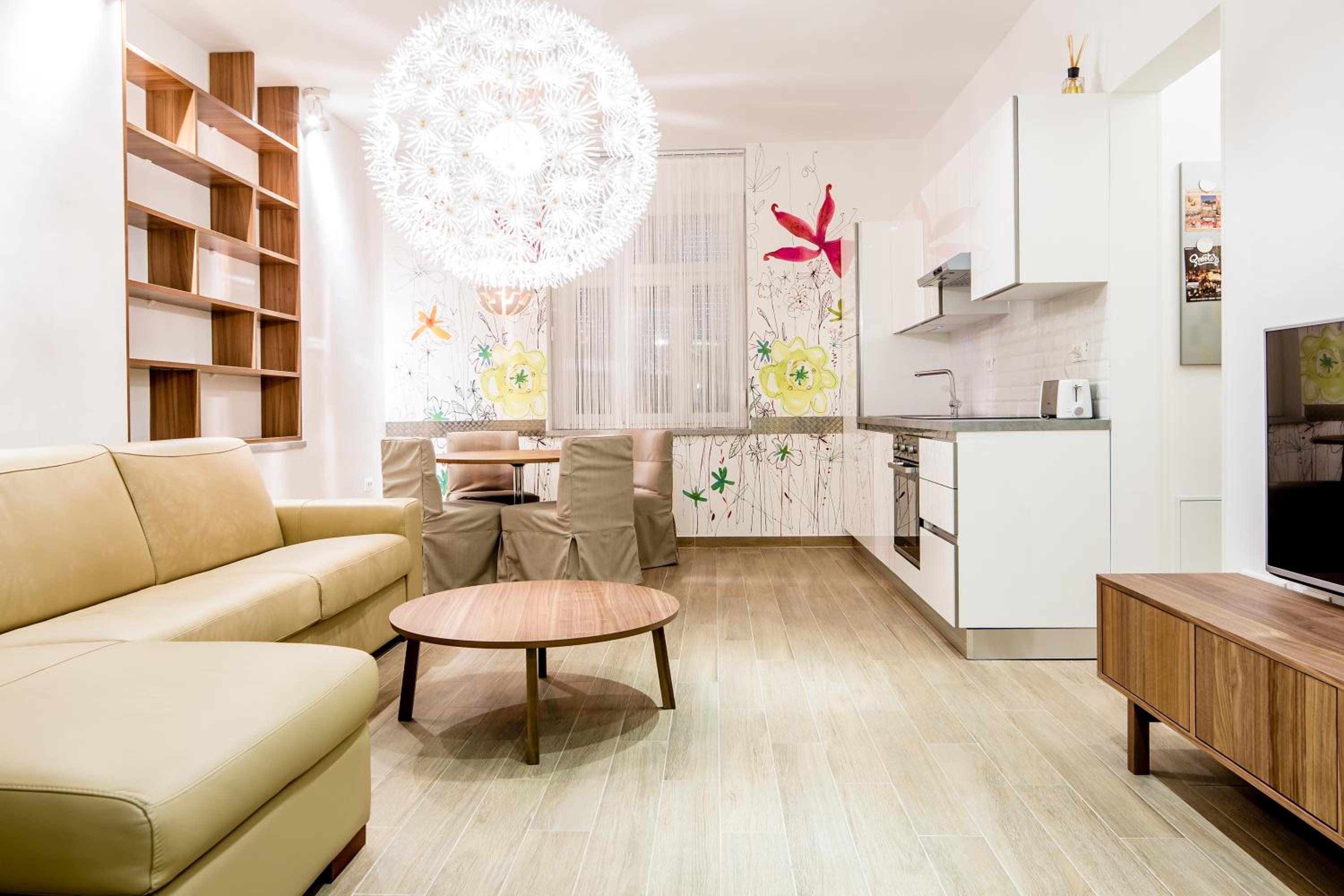 One-Bedroom Apartment (4 Adults) - Photo 1