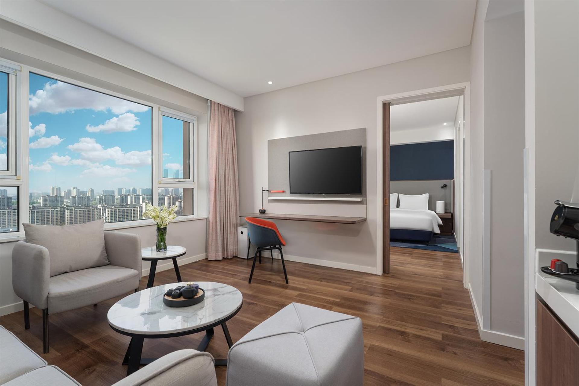 One-Bedroom Suite - Photo 1