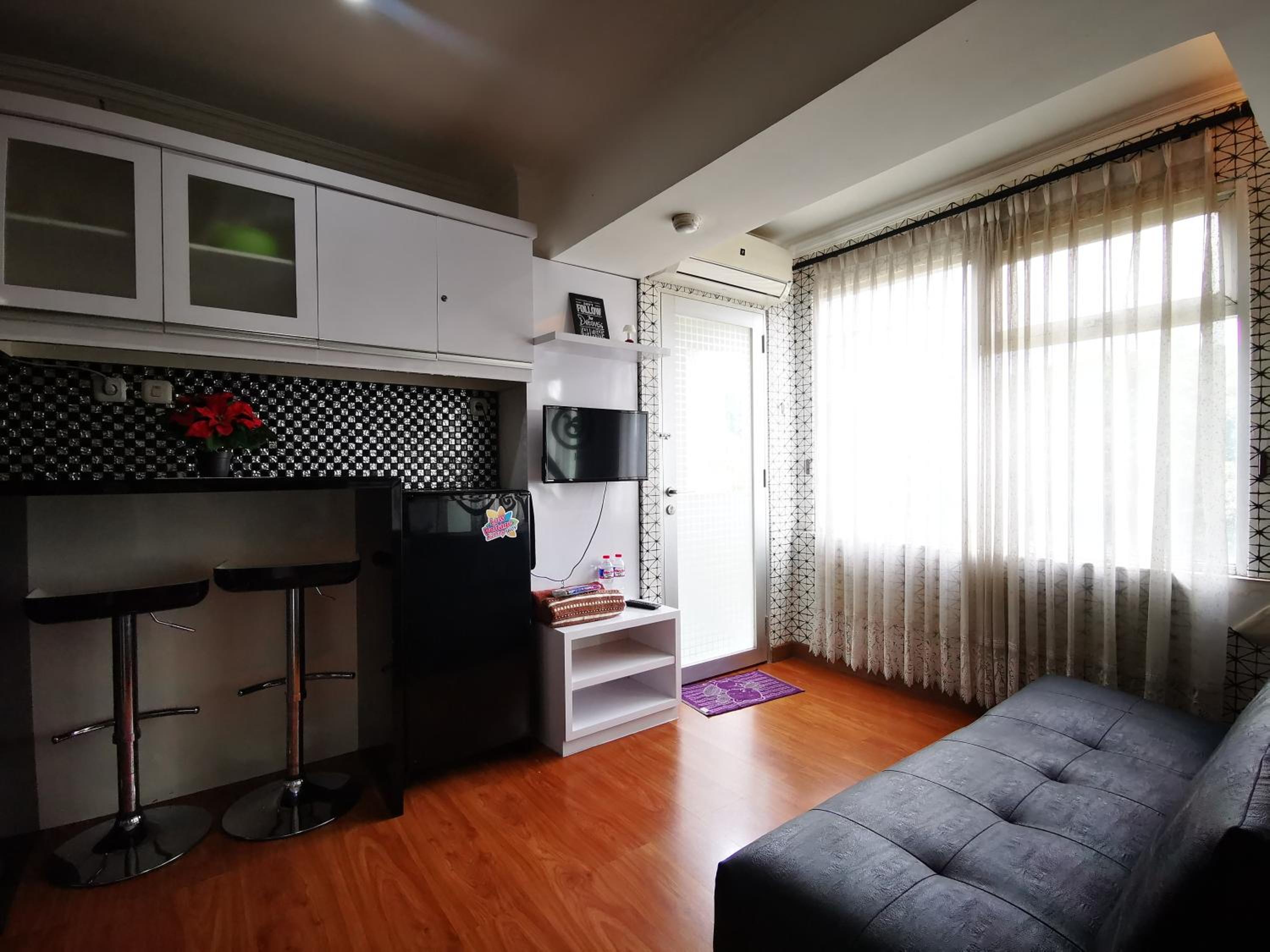 Two-Bedroom Apartment - Photo 11