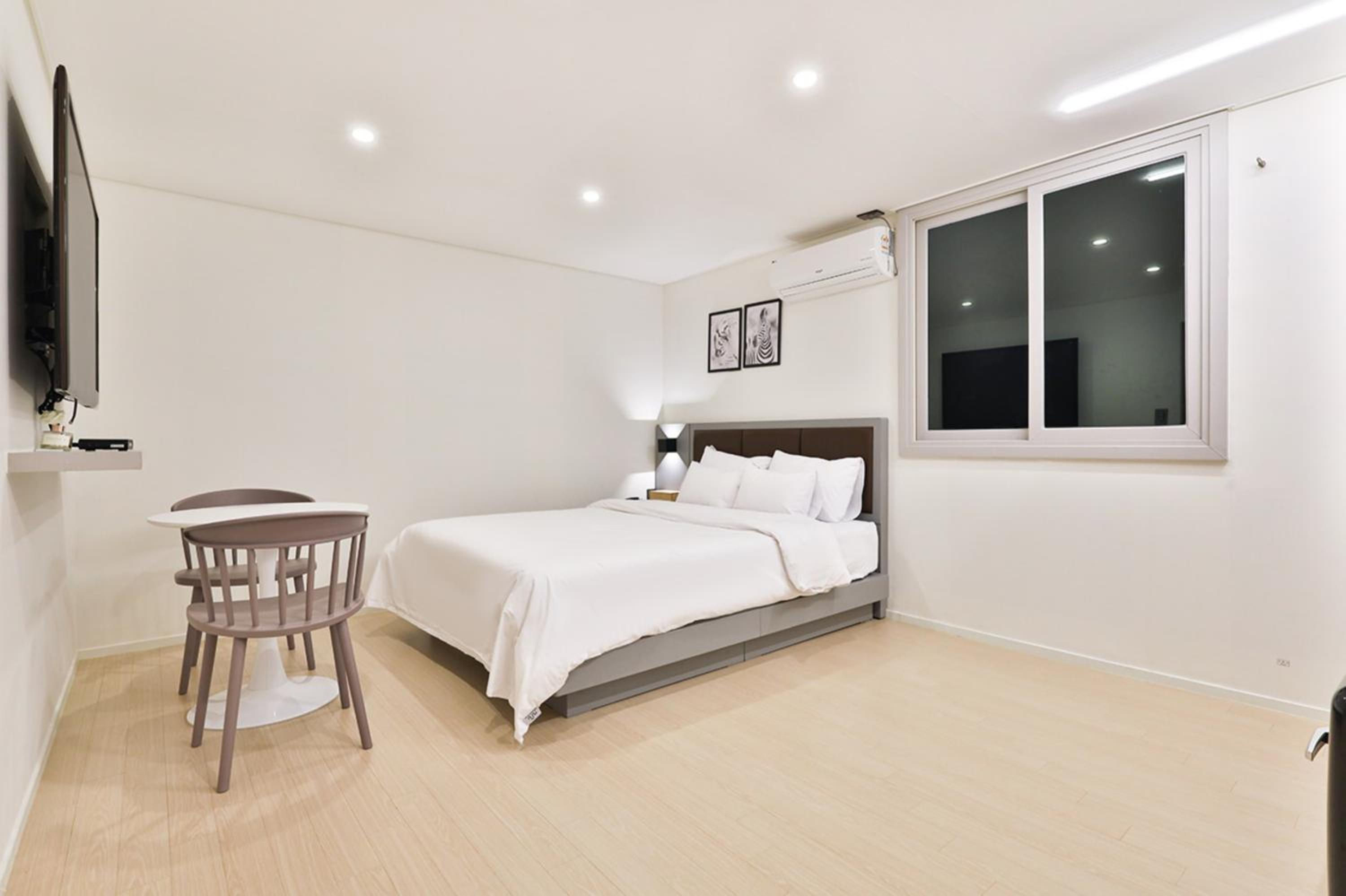 Deluxe Double Room - Photo 4