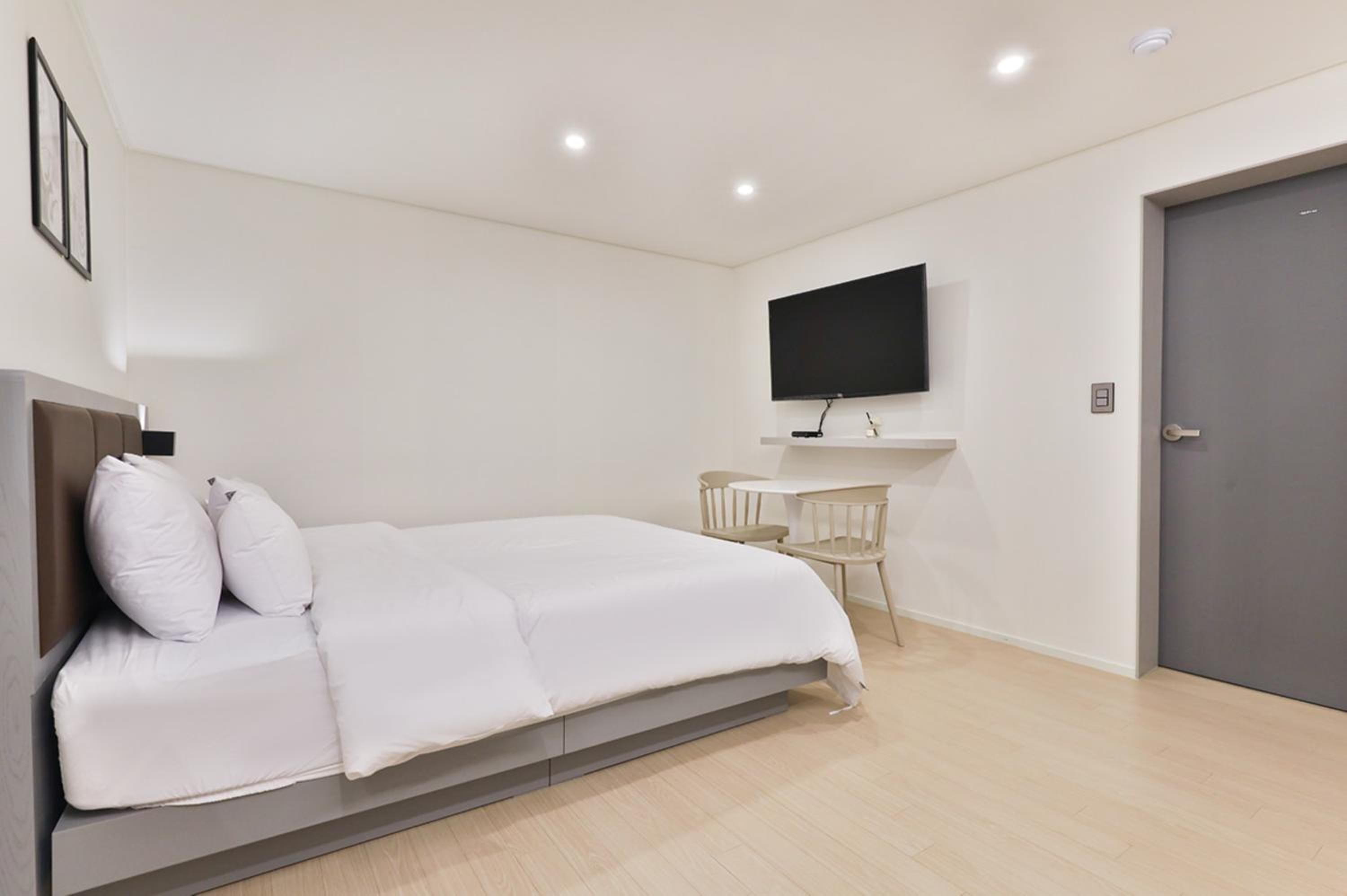 Deluxe Double Room - Photo 5