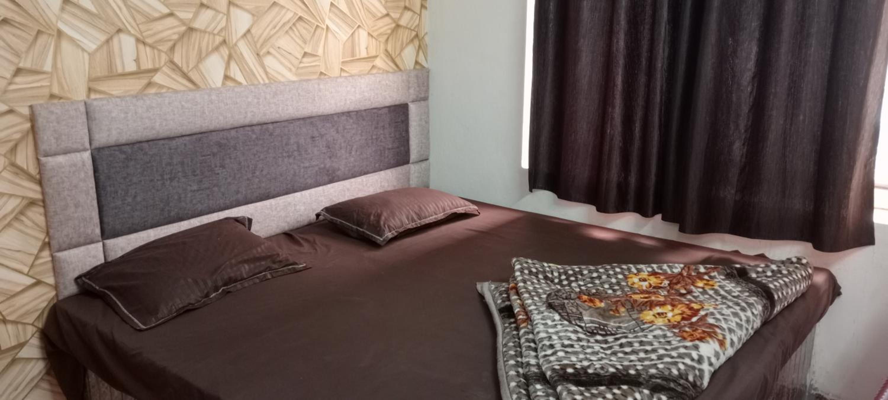 Large Double or Twin Room photo 3