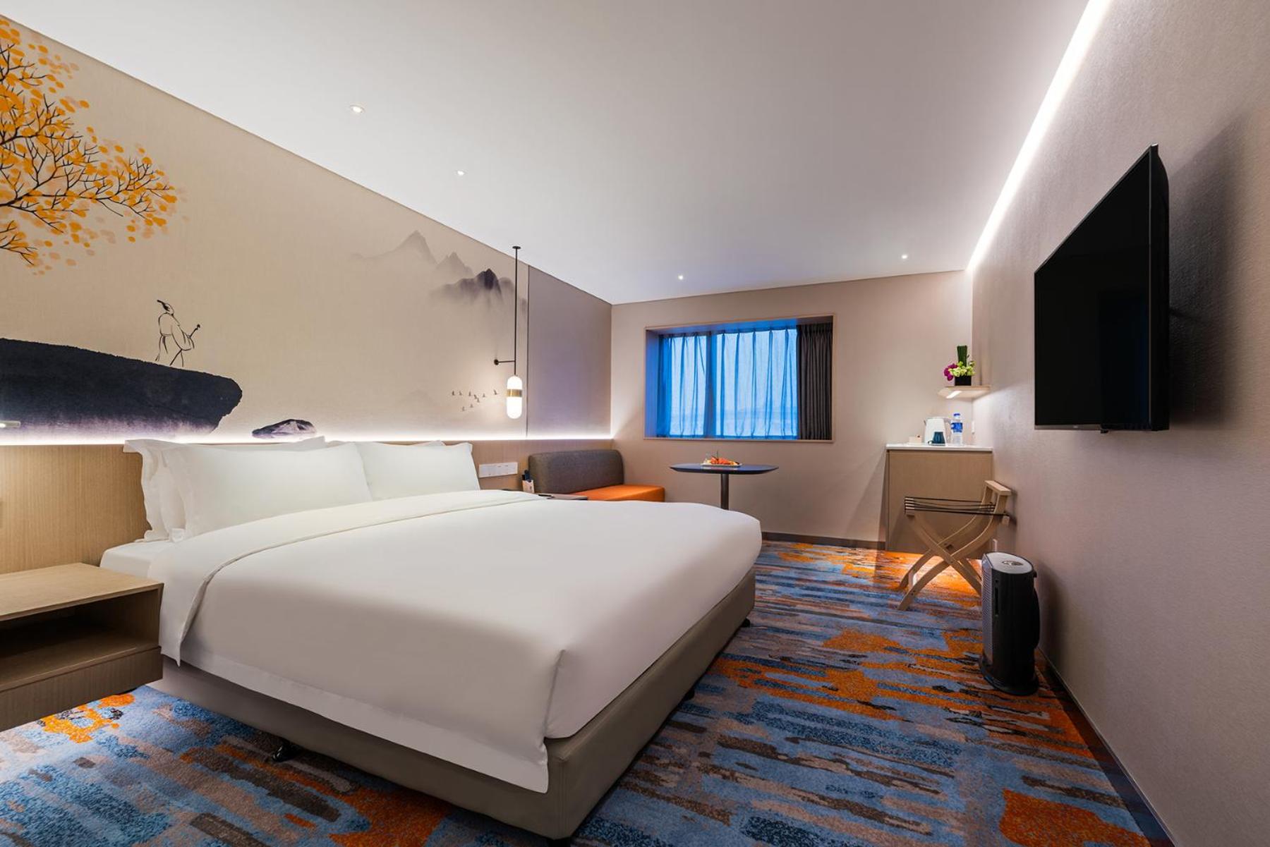 Superior King Room- Free soft drinks on the first day only - Photo 4