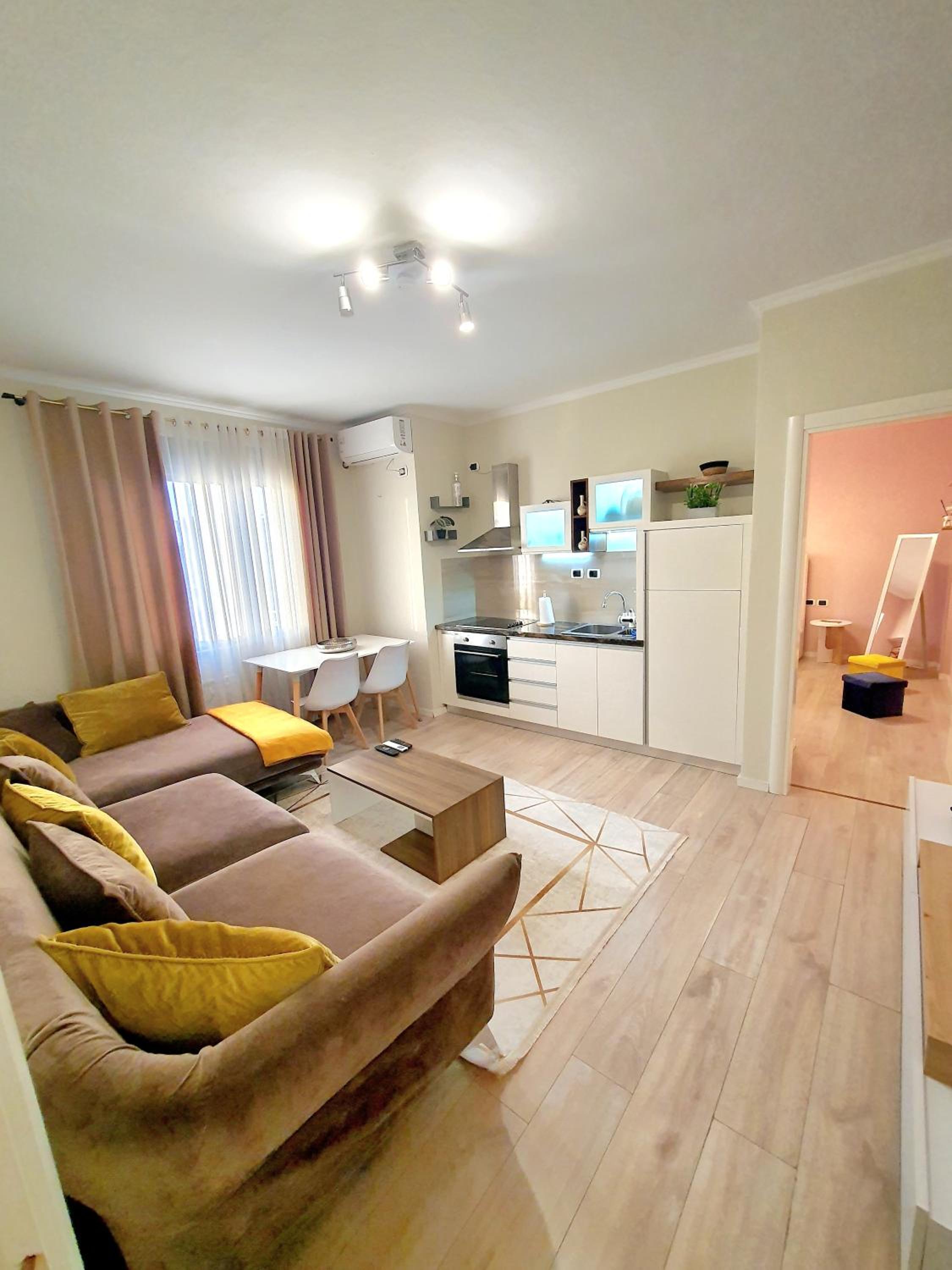 One-Bedroom Apartment