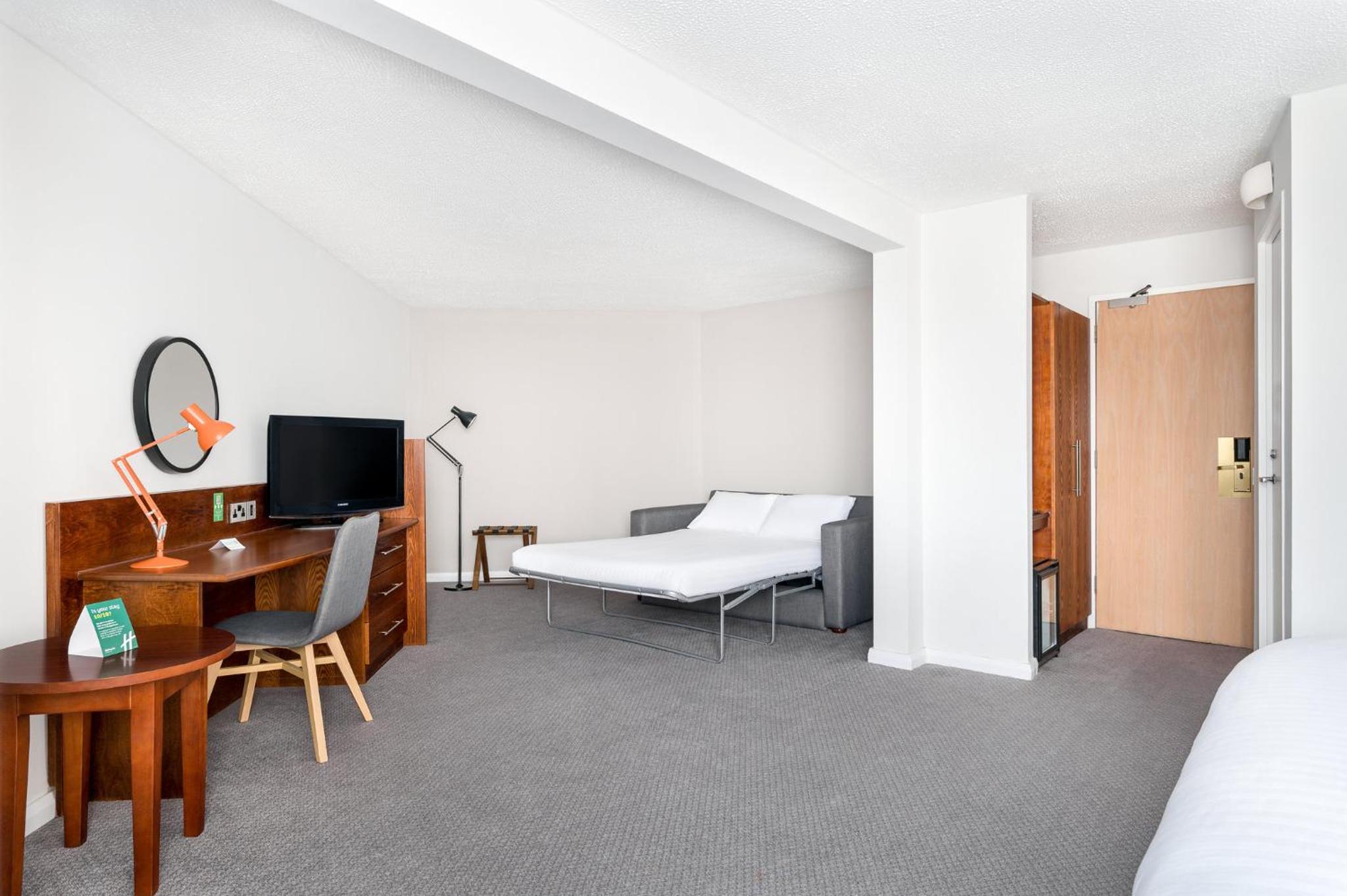 King Suite with Sofa Bed - Photo 20