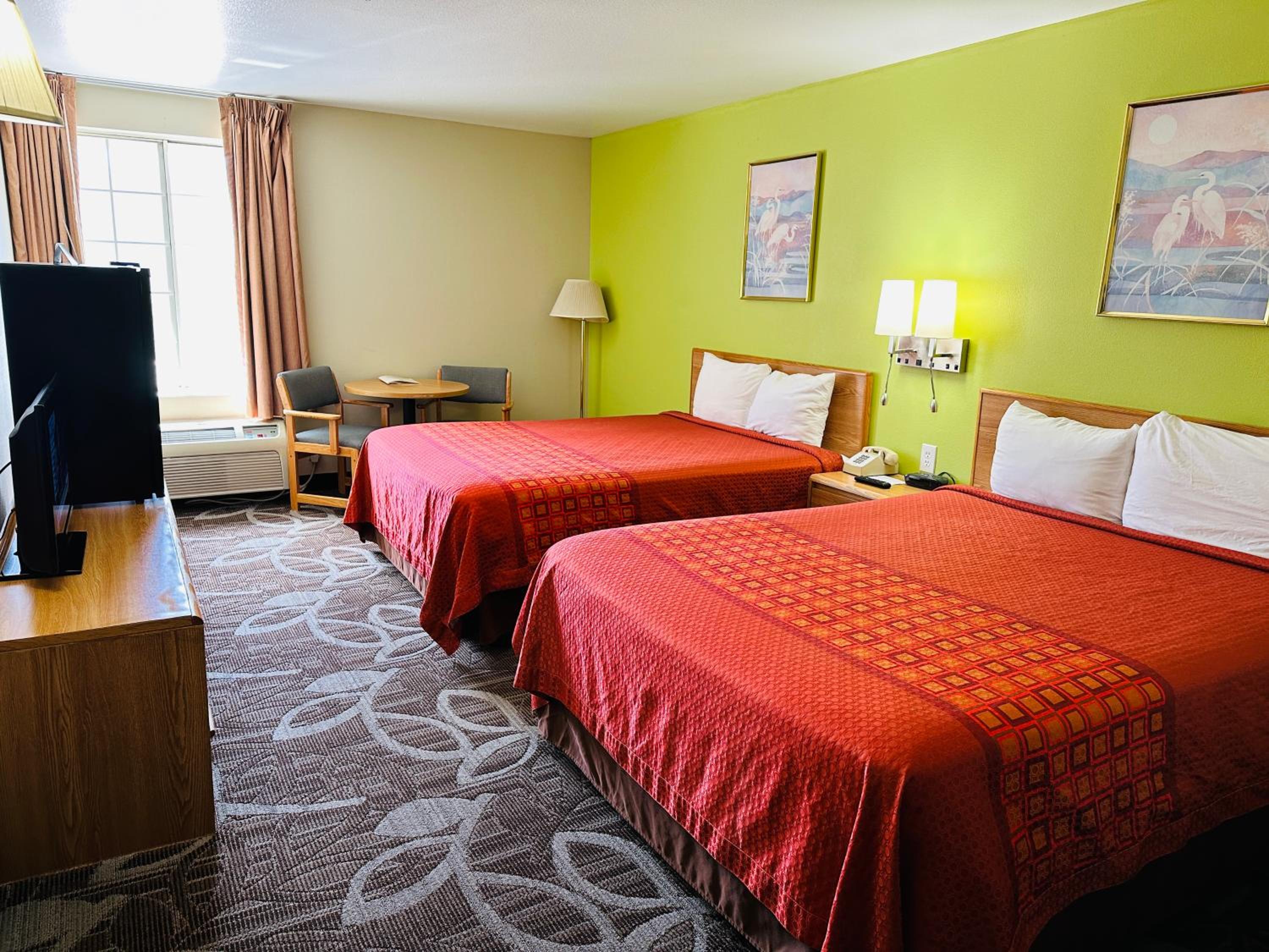Deluxe Queen Room photo 2