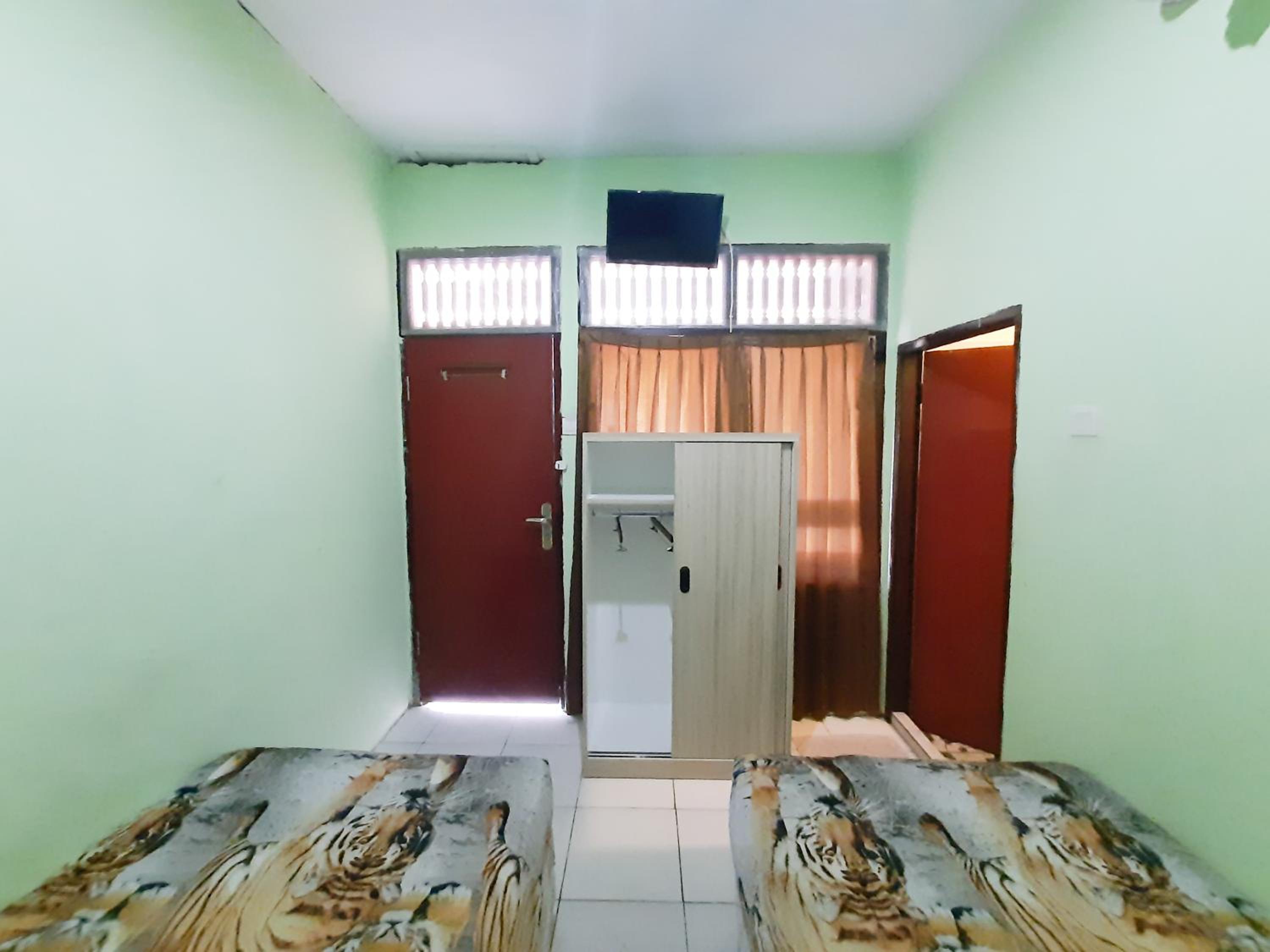 Standard Double or Twin Room photo 2