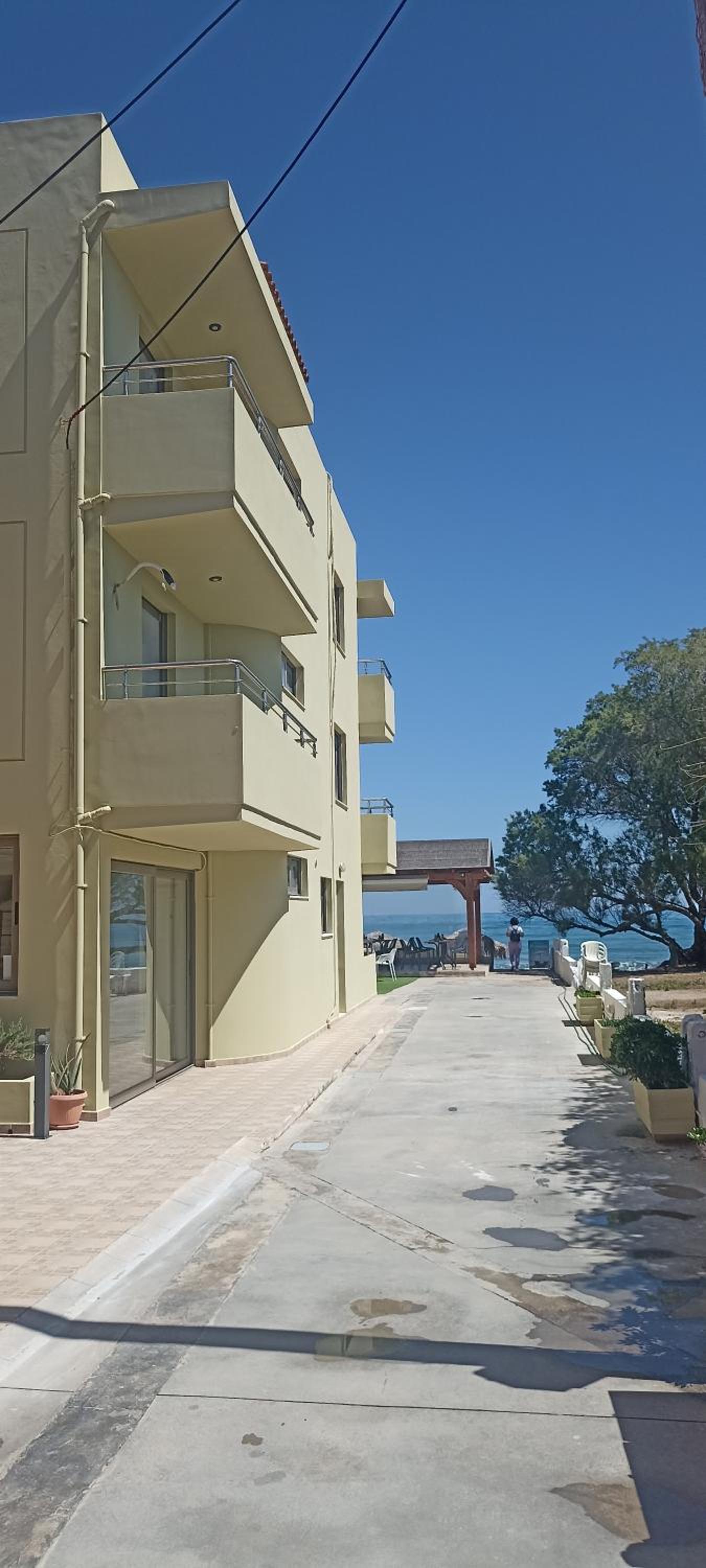 Two-Bedroom Apartment With Balcony And Sea View photo 3