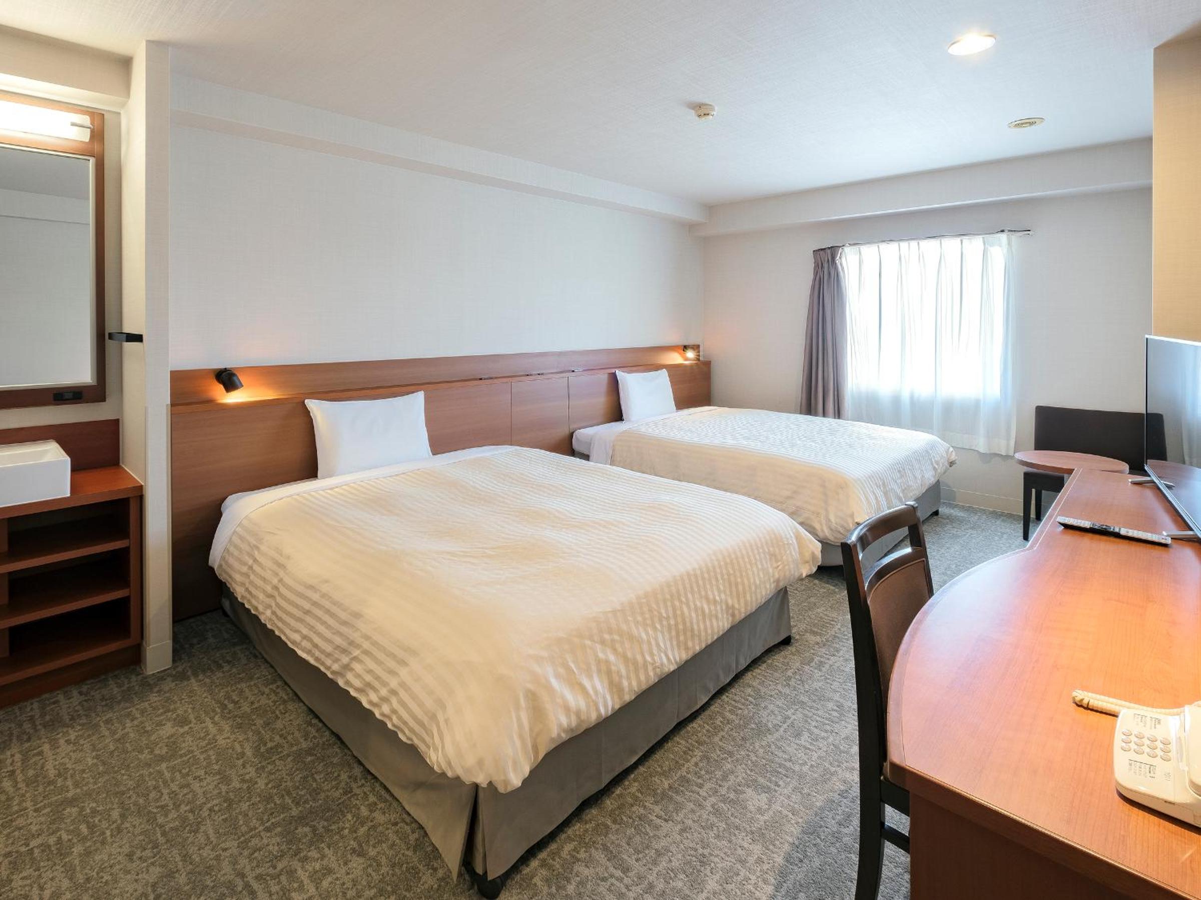 Comfort Twin Room - Non-Smoking photo 3