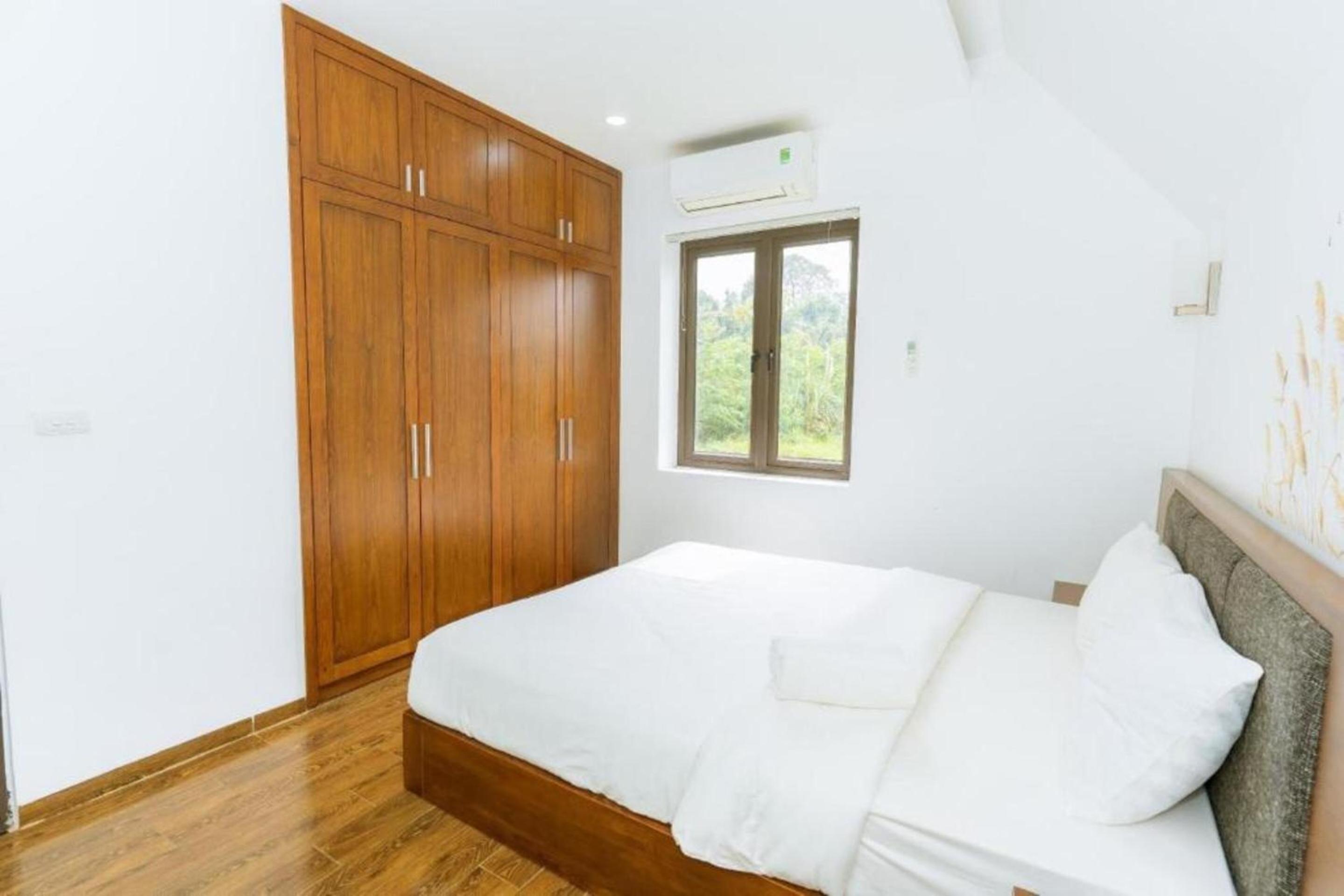 Villa photo 1
